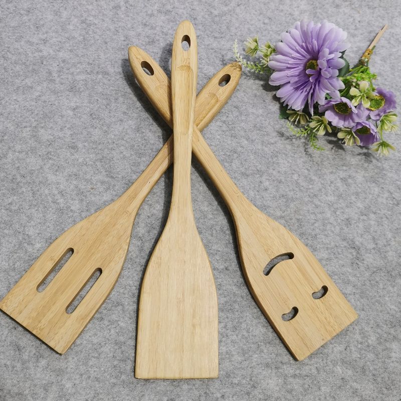 Jiehao Bamboo and Wood Kitchenware Non-stick two-compartment unpainted long-handled bamboo spatula set Application Scenario