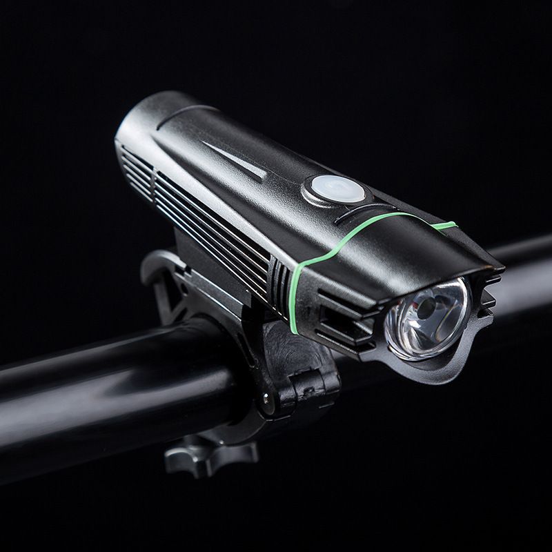 7605 Bicycle headlight USB charging floodlight LED bicycle headlight night riding mountain bike floodlight