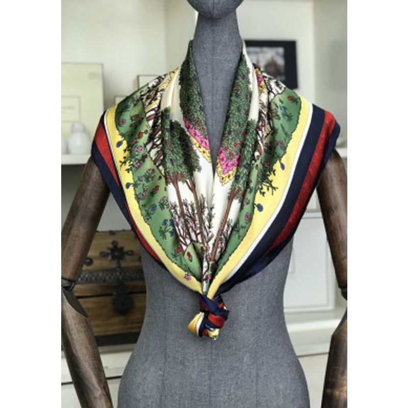 Silk printed square towel specifications 90cm thumbnail