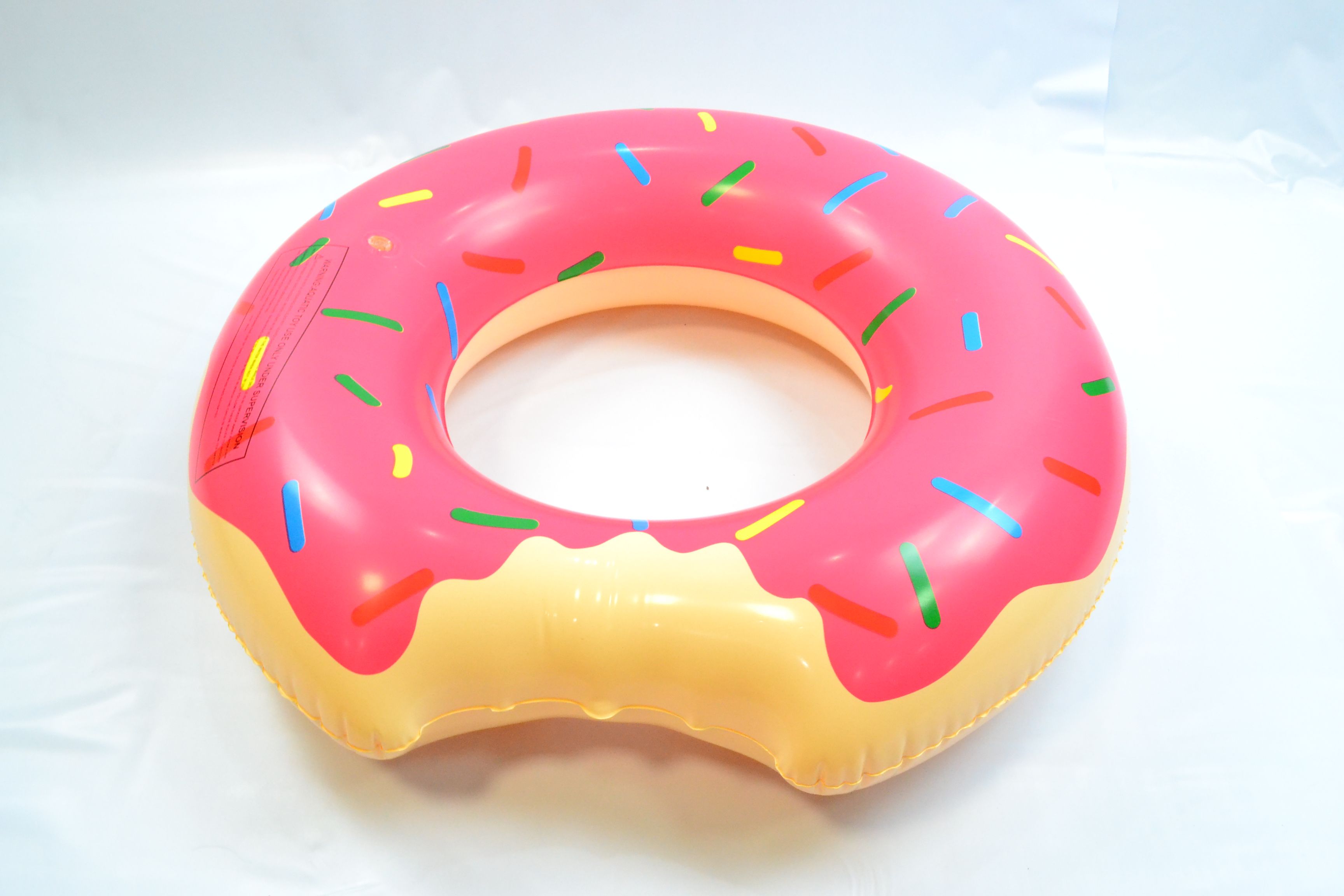 Factory wholesale beach celebrity donut swimming rings, children and adults PVC inflatable swimming rings 1 details Picture