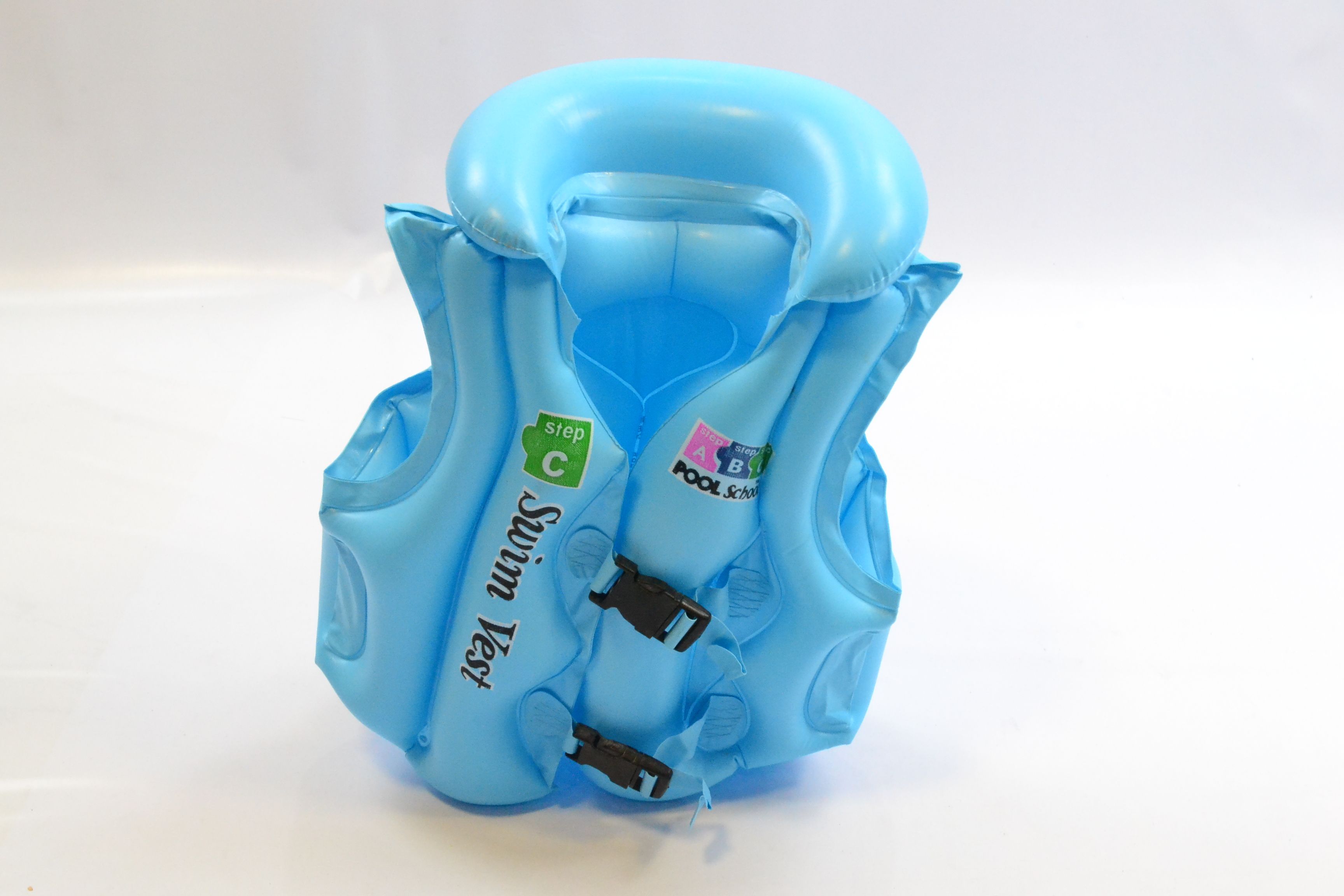 Rainbow Rain Summer Time inflatable life jacket for children and teens 1 Application Scenario