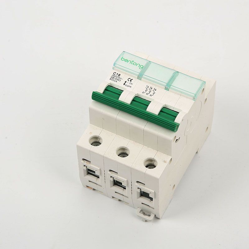 Miniature circuit breaker/C16 thumbnail