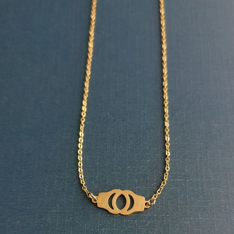 Handcuff stainless steel jewelry connection accessories, double-sided fully polished double-hole stainless steel jewelry bracelet necklace pendant Item Picture