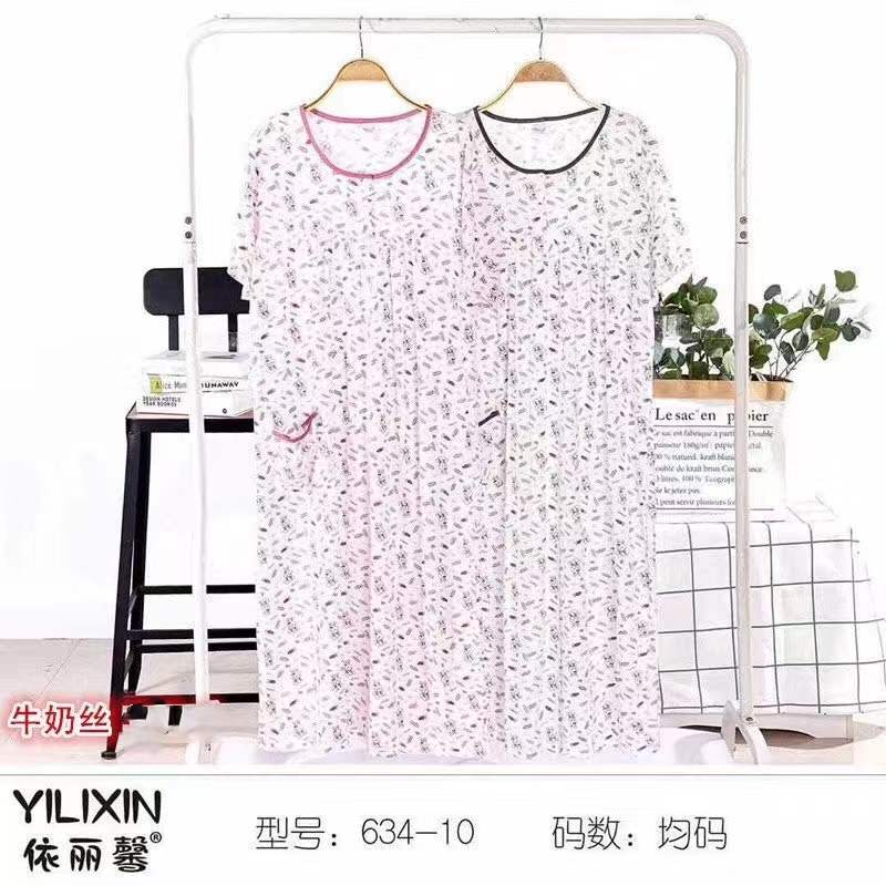 Oversized open-button, large-sized printed, multi-patterned short-sleeved dress Application Scenario