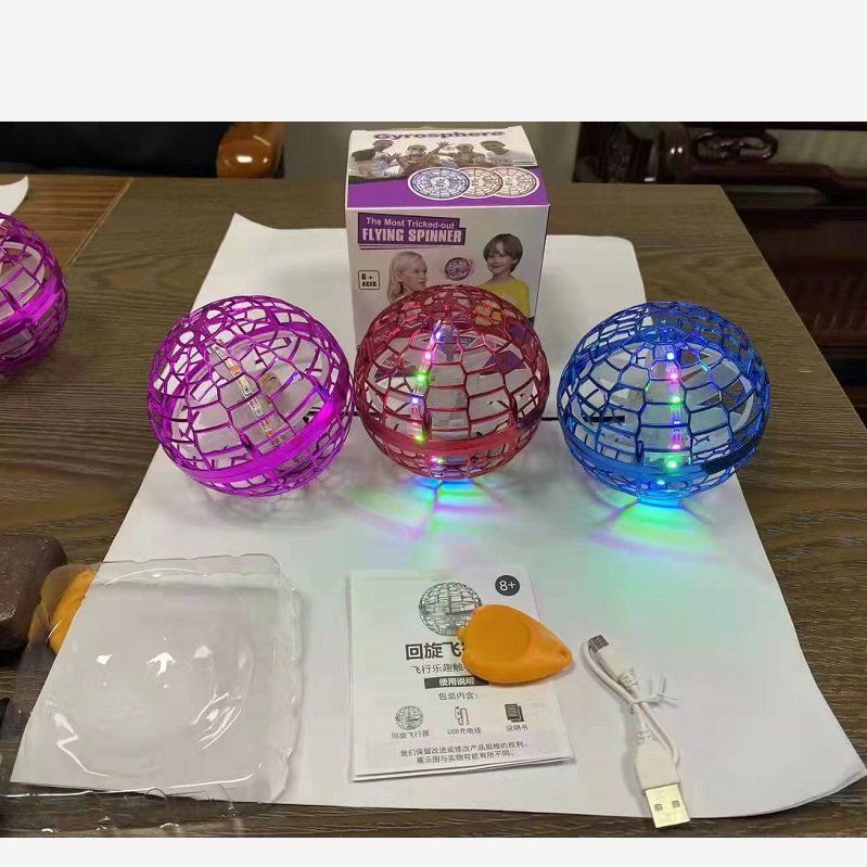 Flying saucer ball