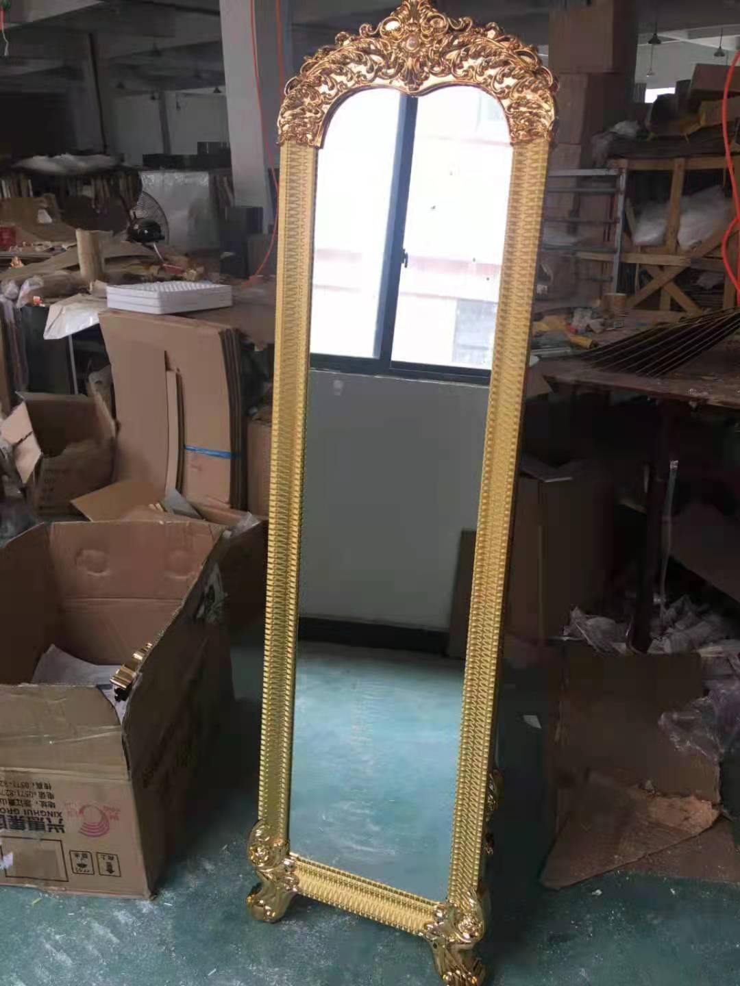落地镜实物图