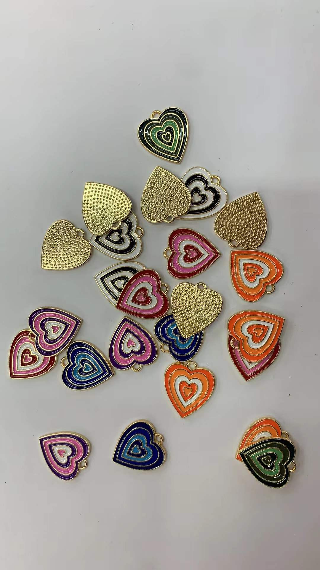 Alloy three-color heart