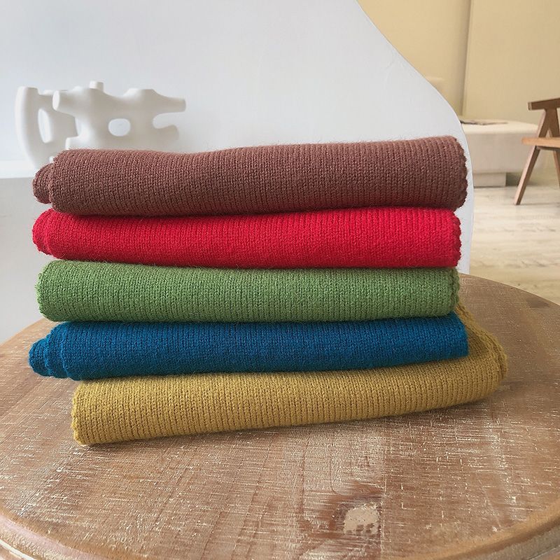 Cashmere Scarf Detail Show