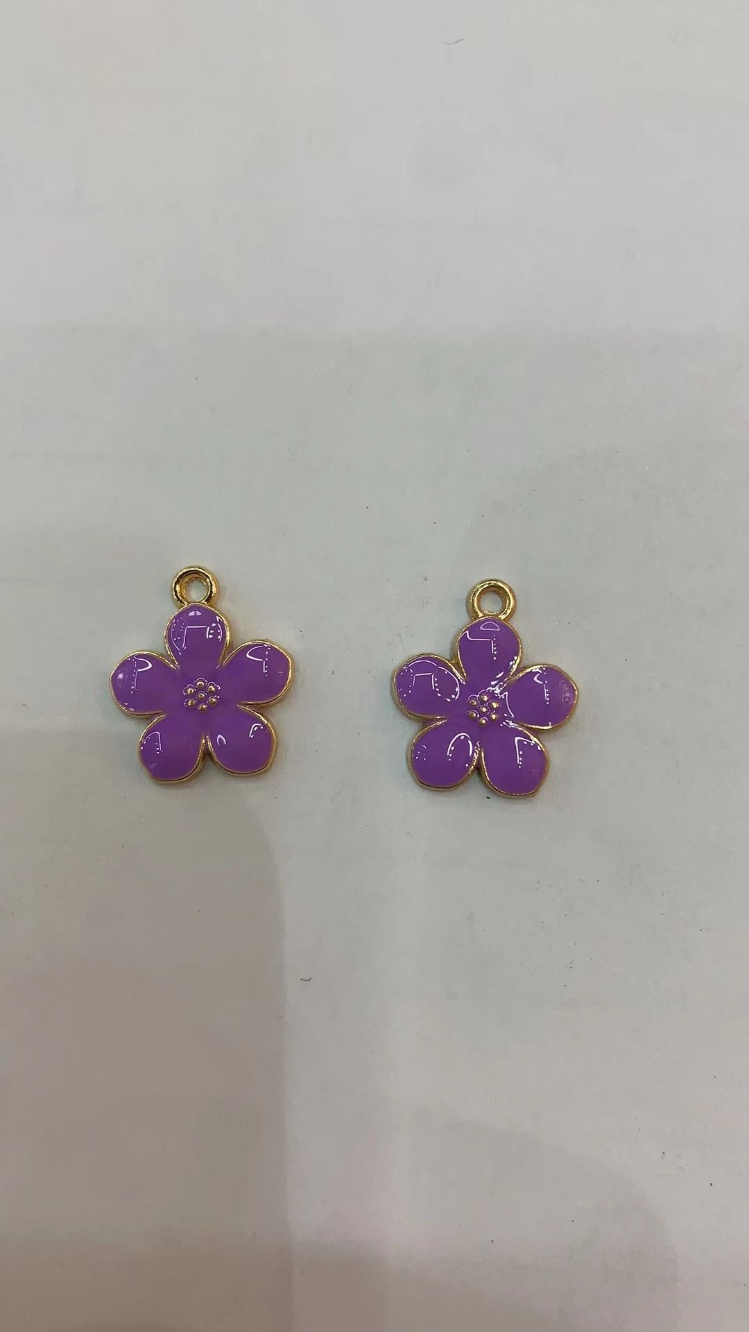 Alloy three-dimensional flower