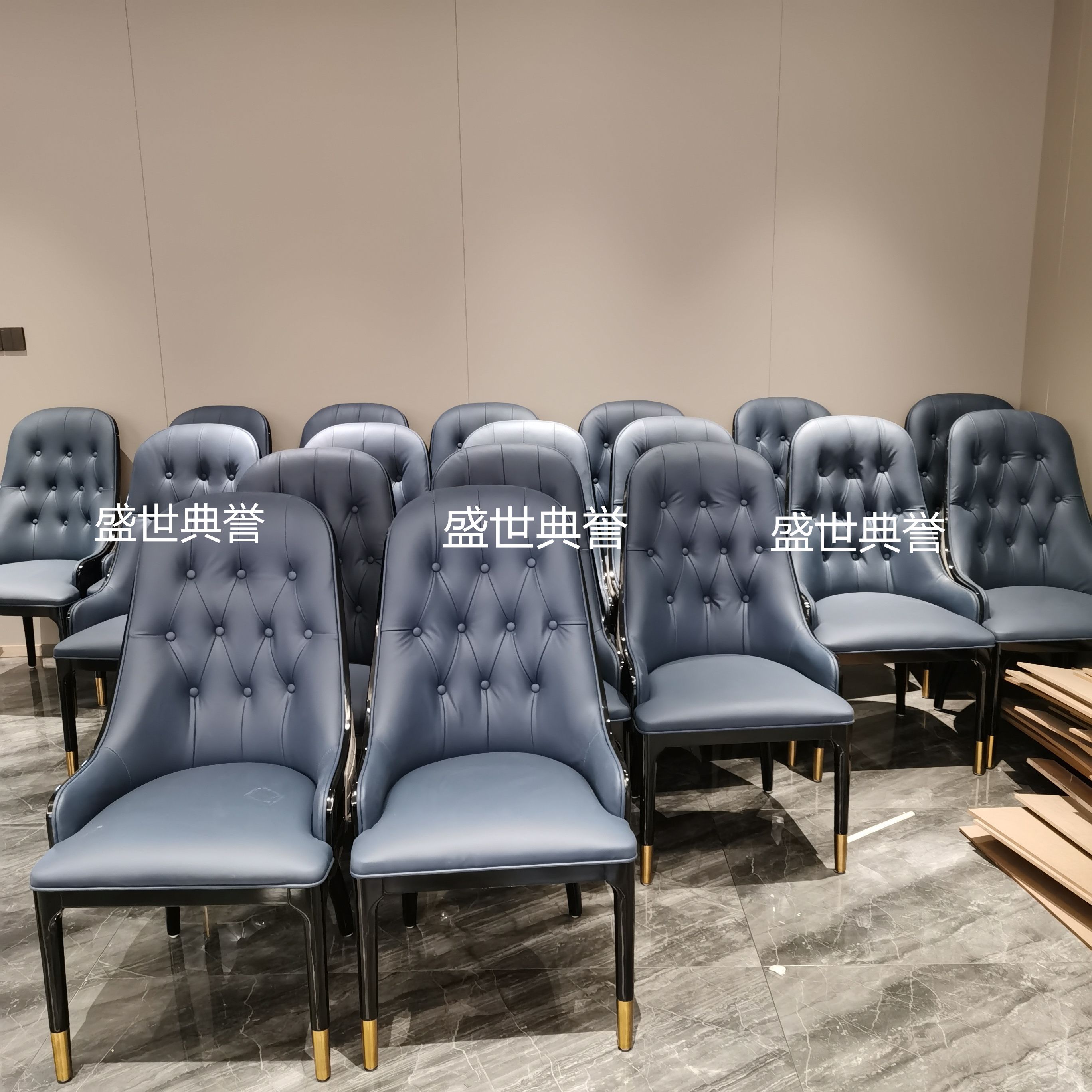 杭州星级酒店包厢实木餐桌椅高端会所电动桌椅别墅现代轻奢椅子