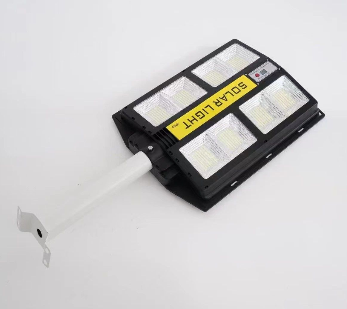 Integrated solar street lamp with telescopic pole details Picture