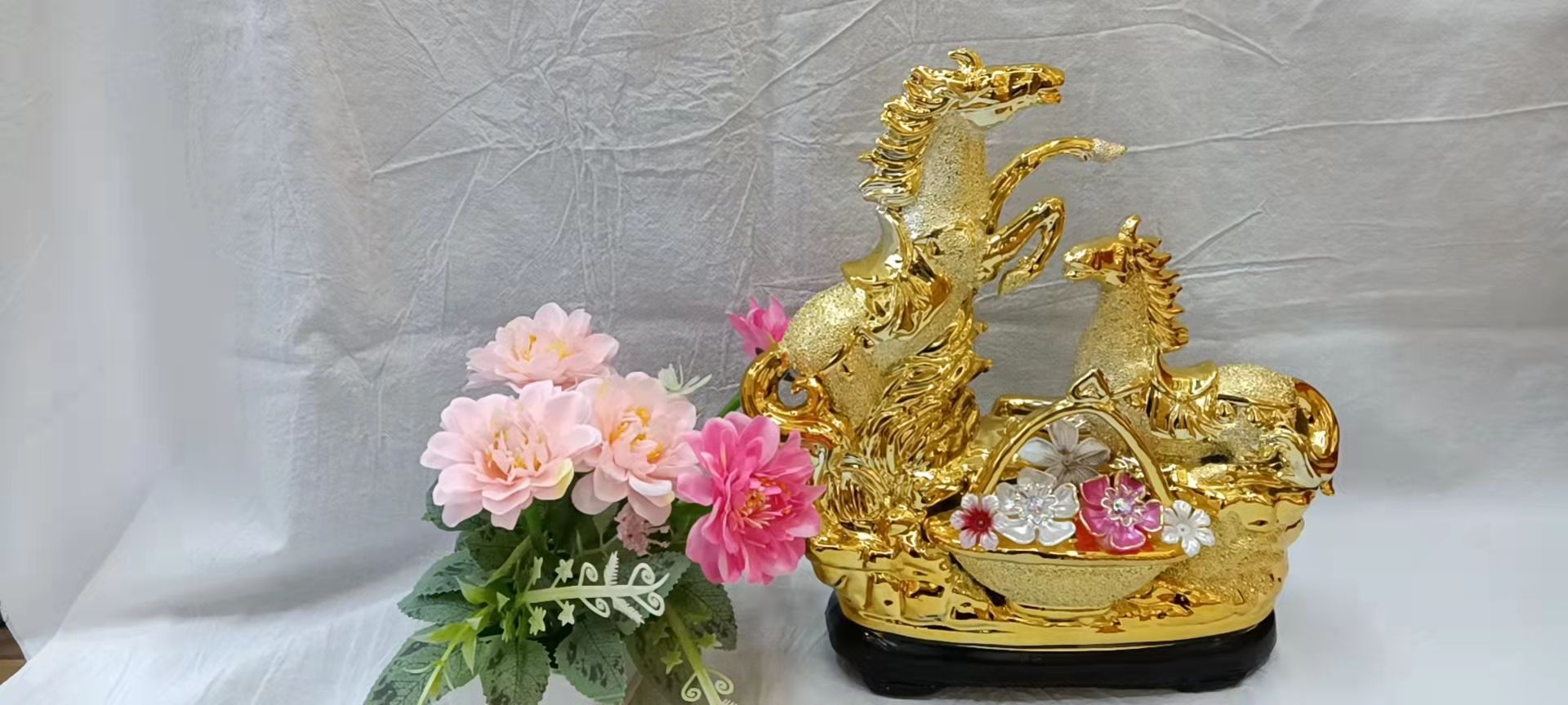 Baoxian Handicrafts, ceramic craft ornaments, handicrafts, horse Factory direct sales