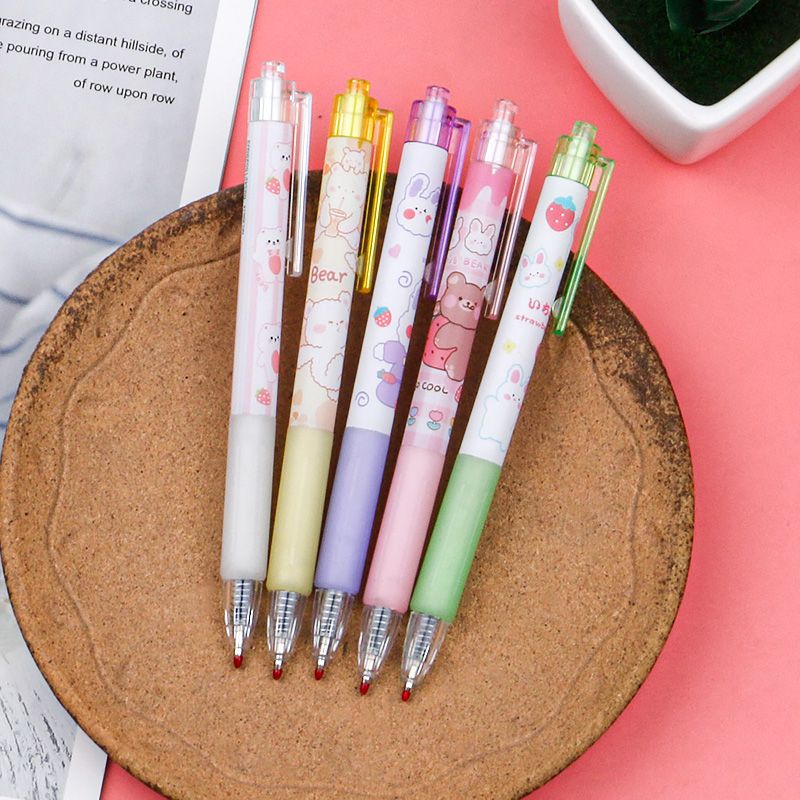 Cute Style Series Press gel pen Cartoon Bear and Rabbit 0.5mm bullet-tipped black fountain pen signature pen Application Scenario