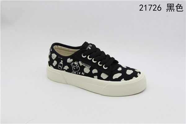 This woman canvas shoes casual shoes fashion Korean version of 100 shoes