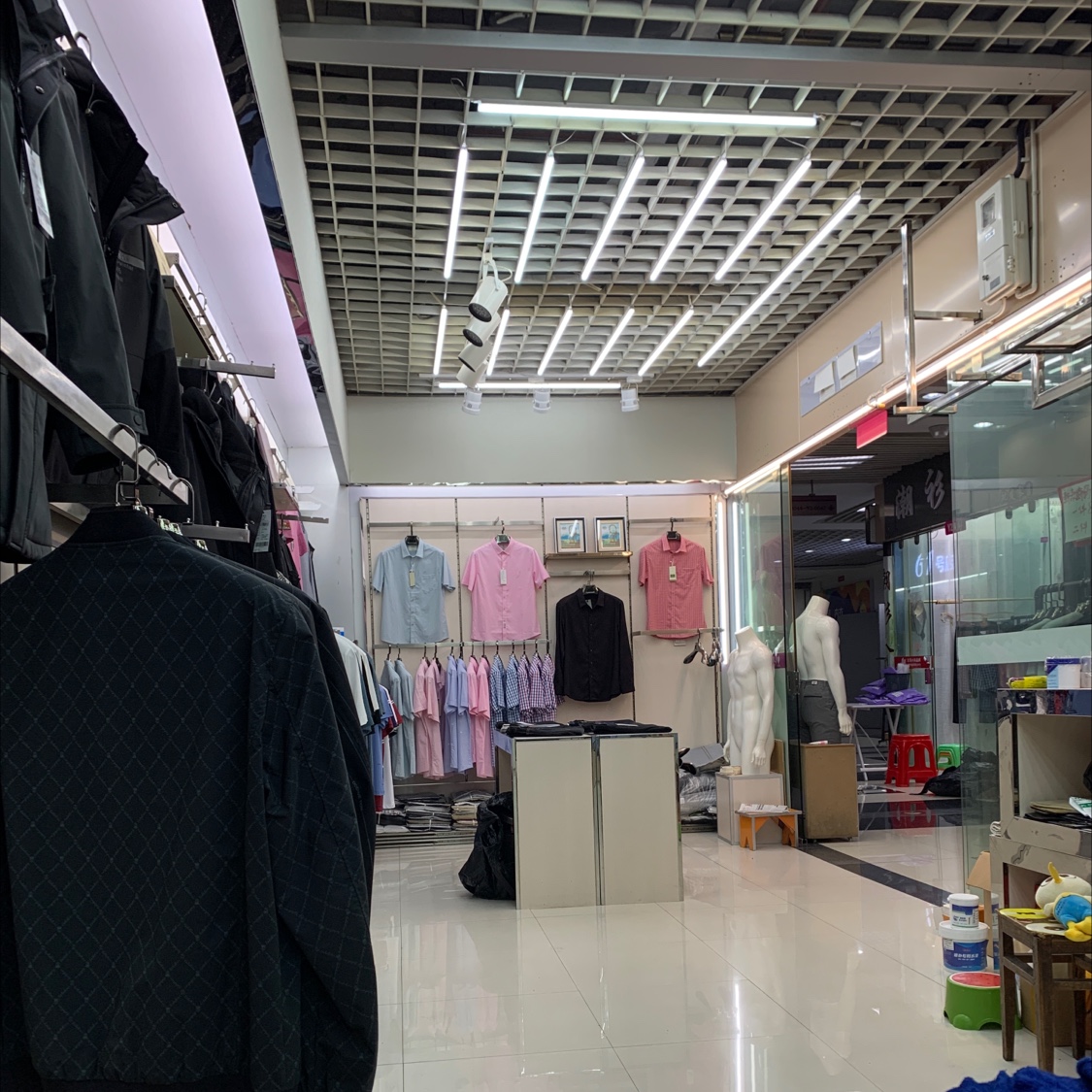 Huangyuan Rongge Men's Clothing describe pic - 1