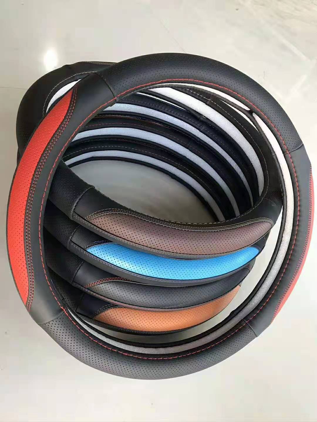 2022-13 Automobile steering wheel cover Universal automobile steering wheel cover