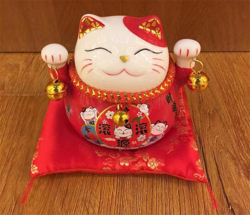 South Tai bonanza piggy bank decoration