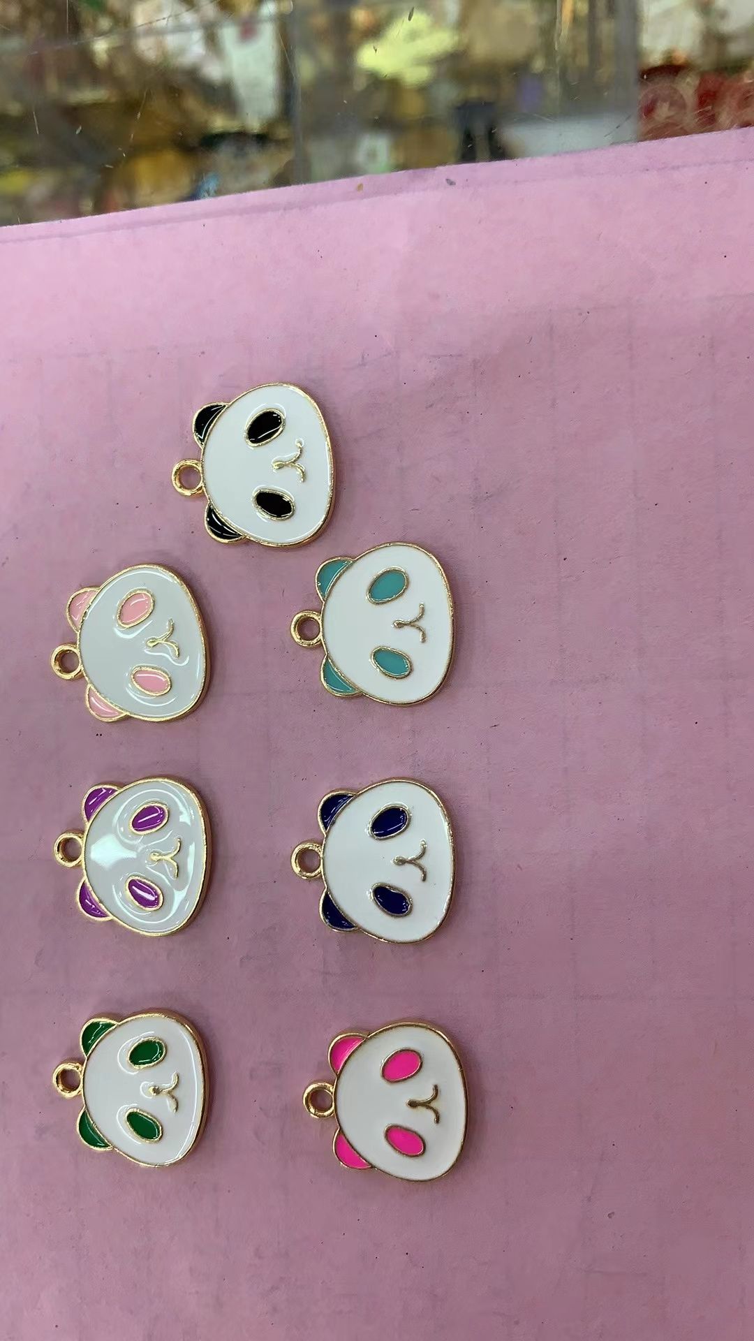 Best-selling duck-shaped jewelry accessories, alloy accessories, white claw accessories, bright color accessories, alloy panda head