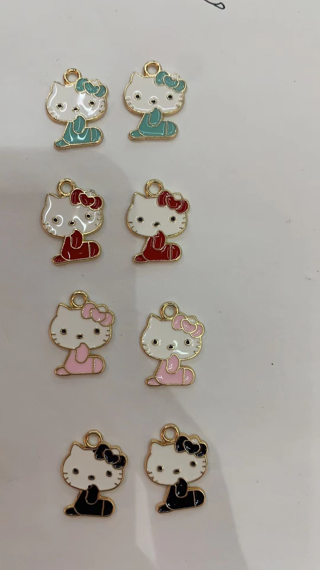 Best-selling duck-shaped jewelry accessories, alloy accessories, white claw accessories, bright color accessories, alloy Hello Kitty details Picture