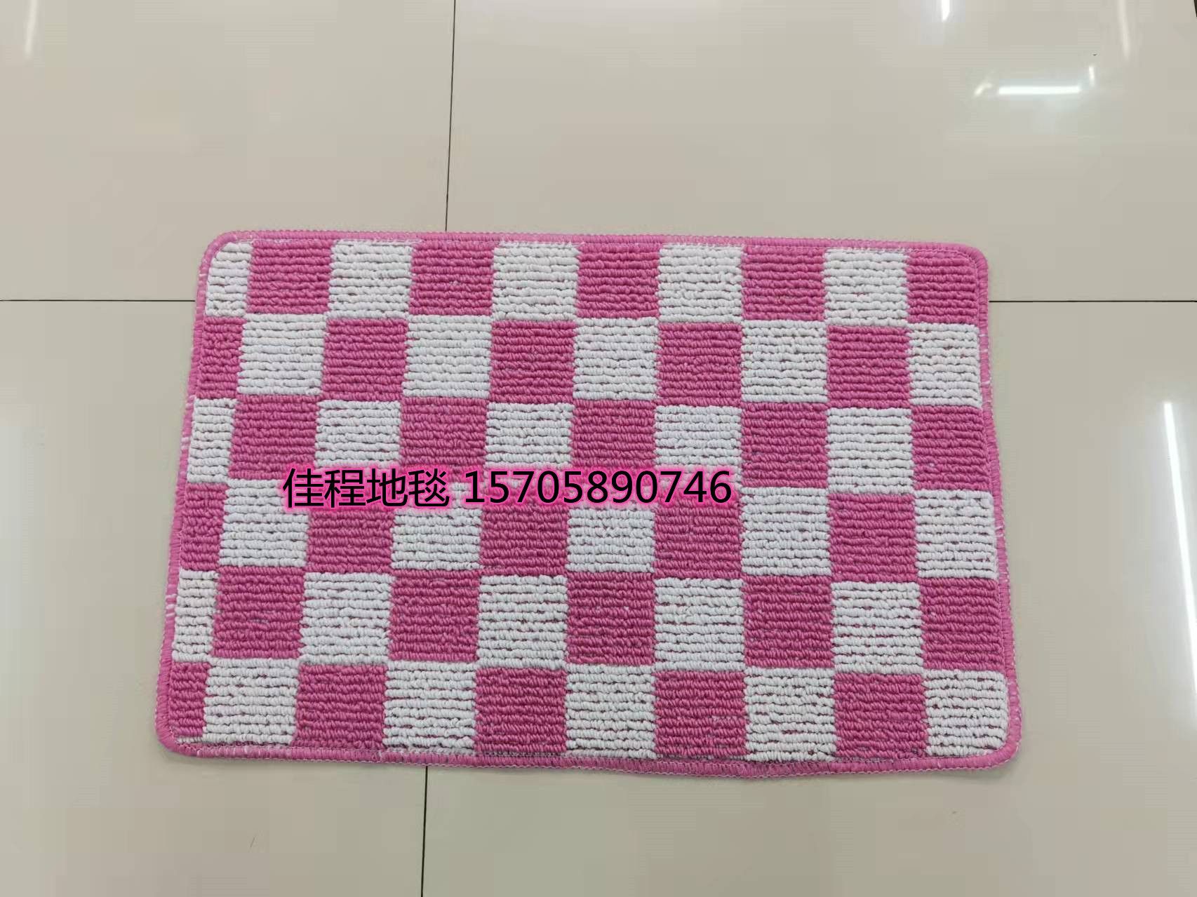 TPR square floor mat, polypropylene foot mat, door mat, anti-slip mat, jacquard grid mat, outdoor mat, indoor mat, foreign trade mat. Simple and elegant pattern, good water absorption and anti-slip effect. 4 colors, size 38*58cm Item Picture