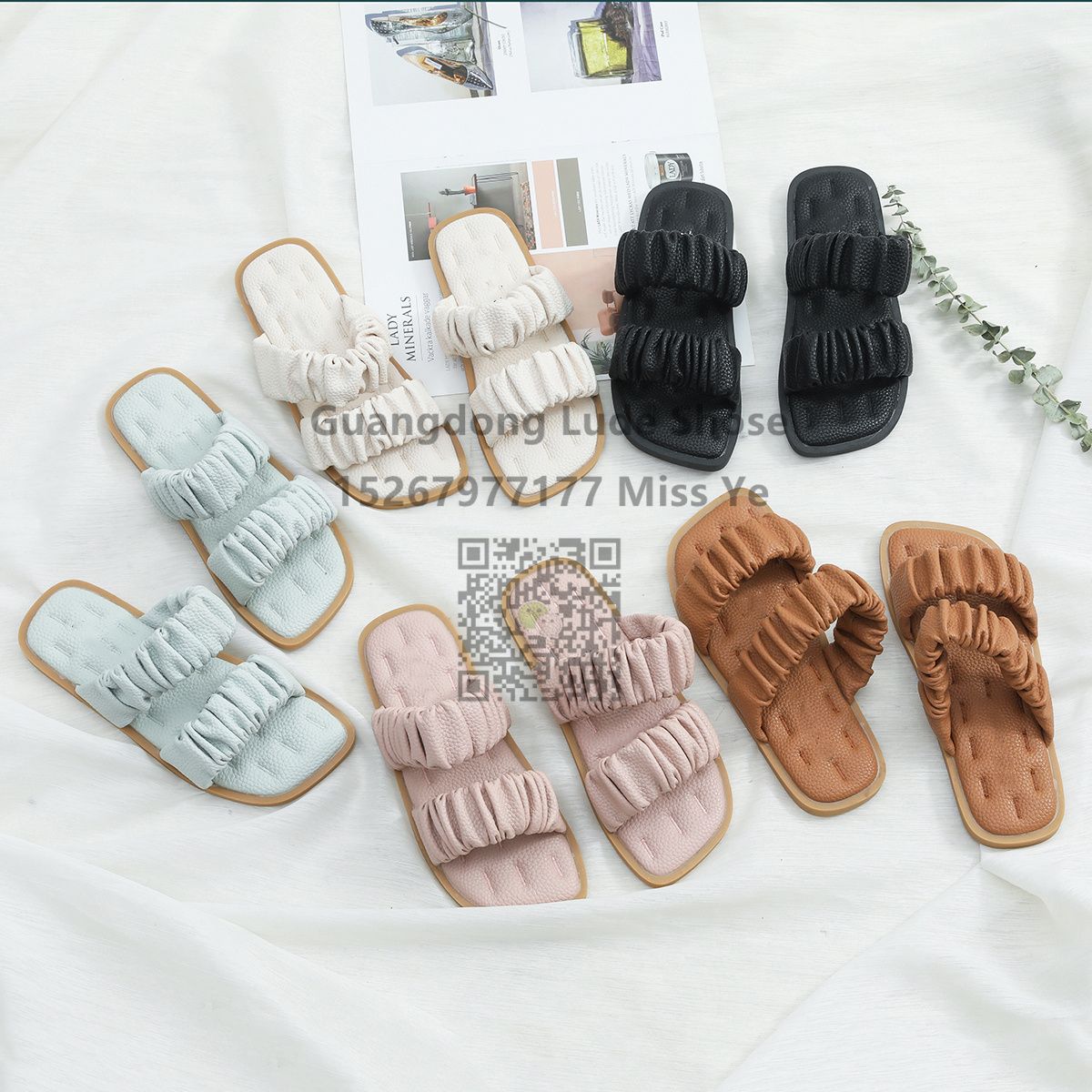2022 Summer New Flip-Flops For Women Guangzhou Women's Shoes Personality Fold One Word Flip-Flops Lychee Pattern Soft Sole Slippers For Women Application Scenario