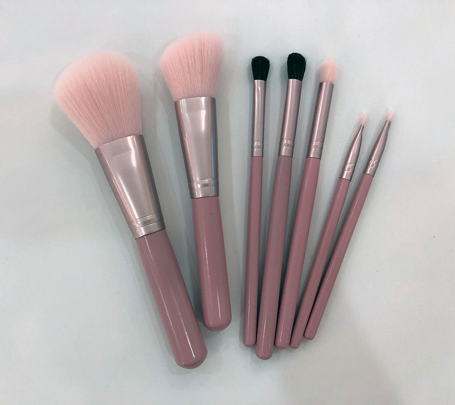 This portable travel set with 7 mini brushes is the first choice for beginners and students pic 16