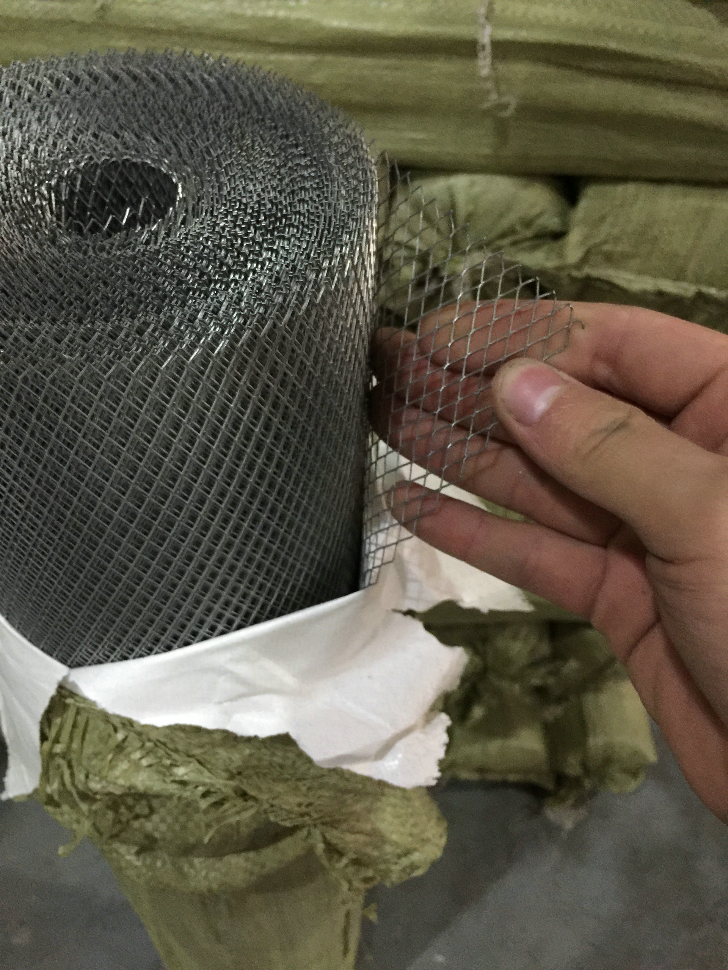 Red dragon steel plate mesh, low carbon steel plate 1.2m*25m 13kg