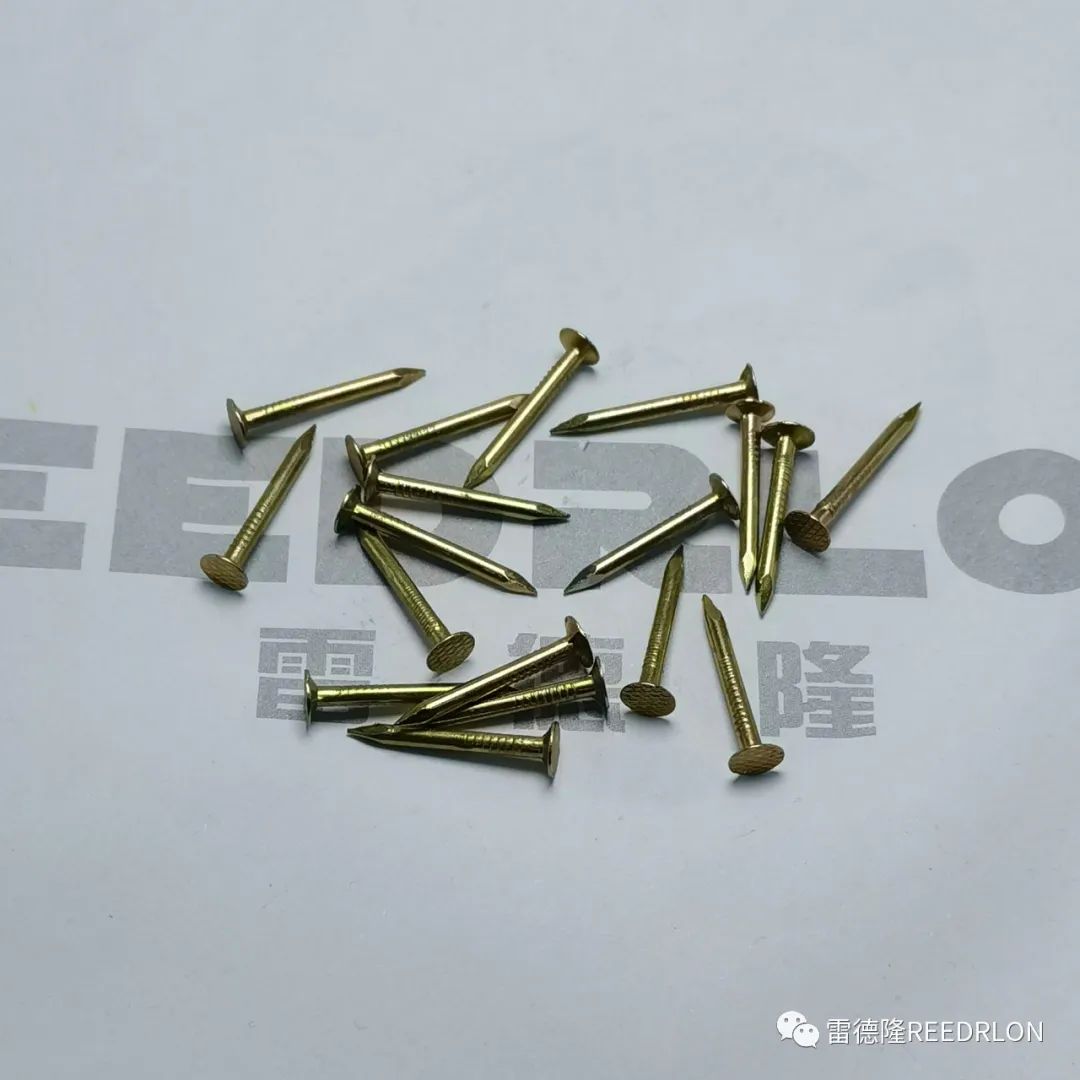 Galvanized golden color iron nails