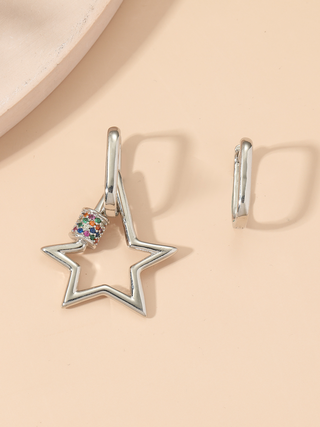 Trend Personality Star Earrings details Picture