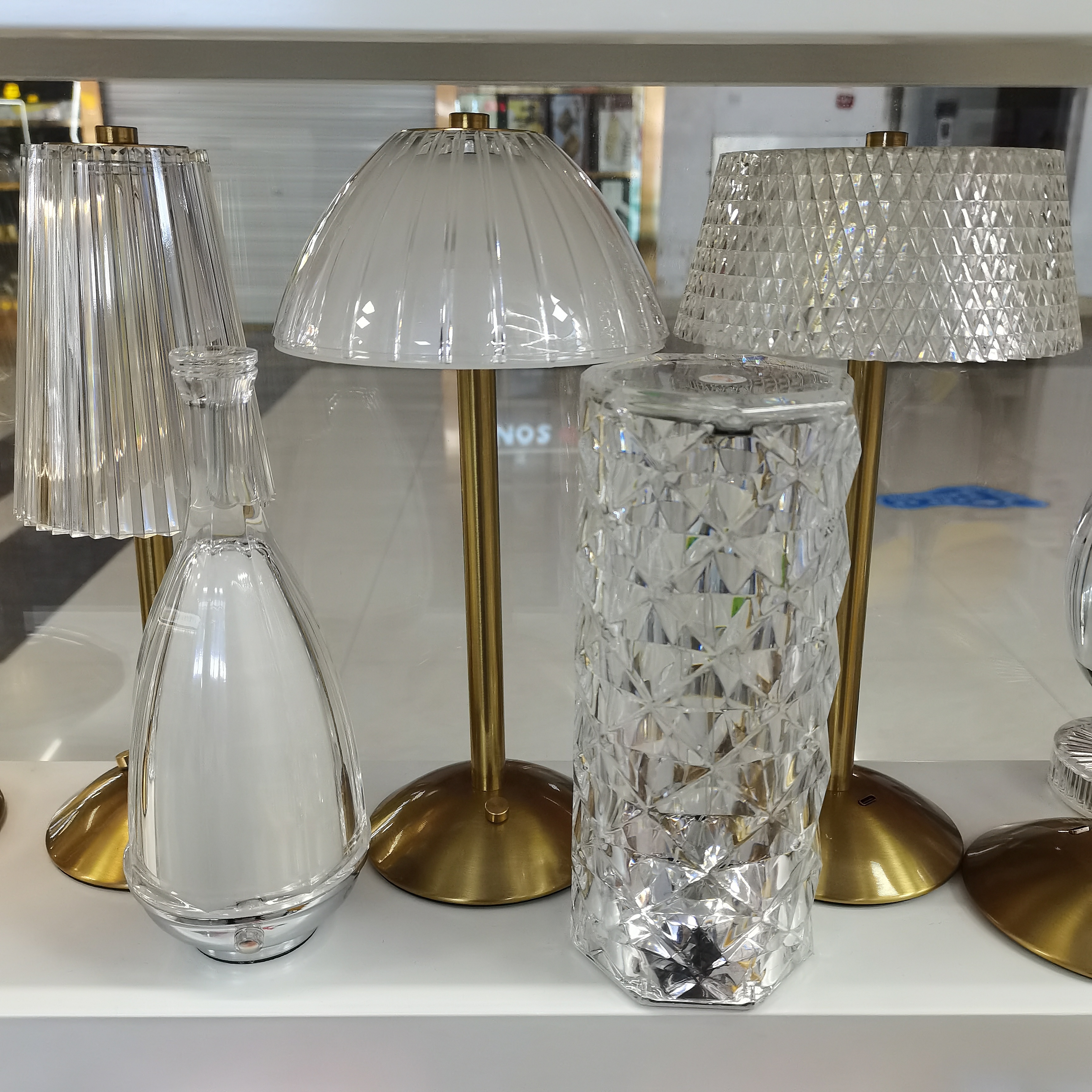 创意台灯实物图