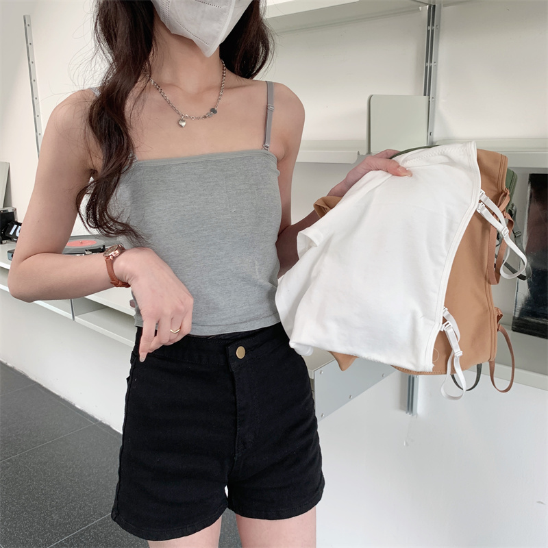 A new summer thin vest with a strappy women's chest cushion, versatile for girls and students. It can be worn as an inner layer and an outer layer for a beautiful back Item Picture