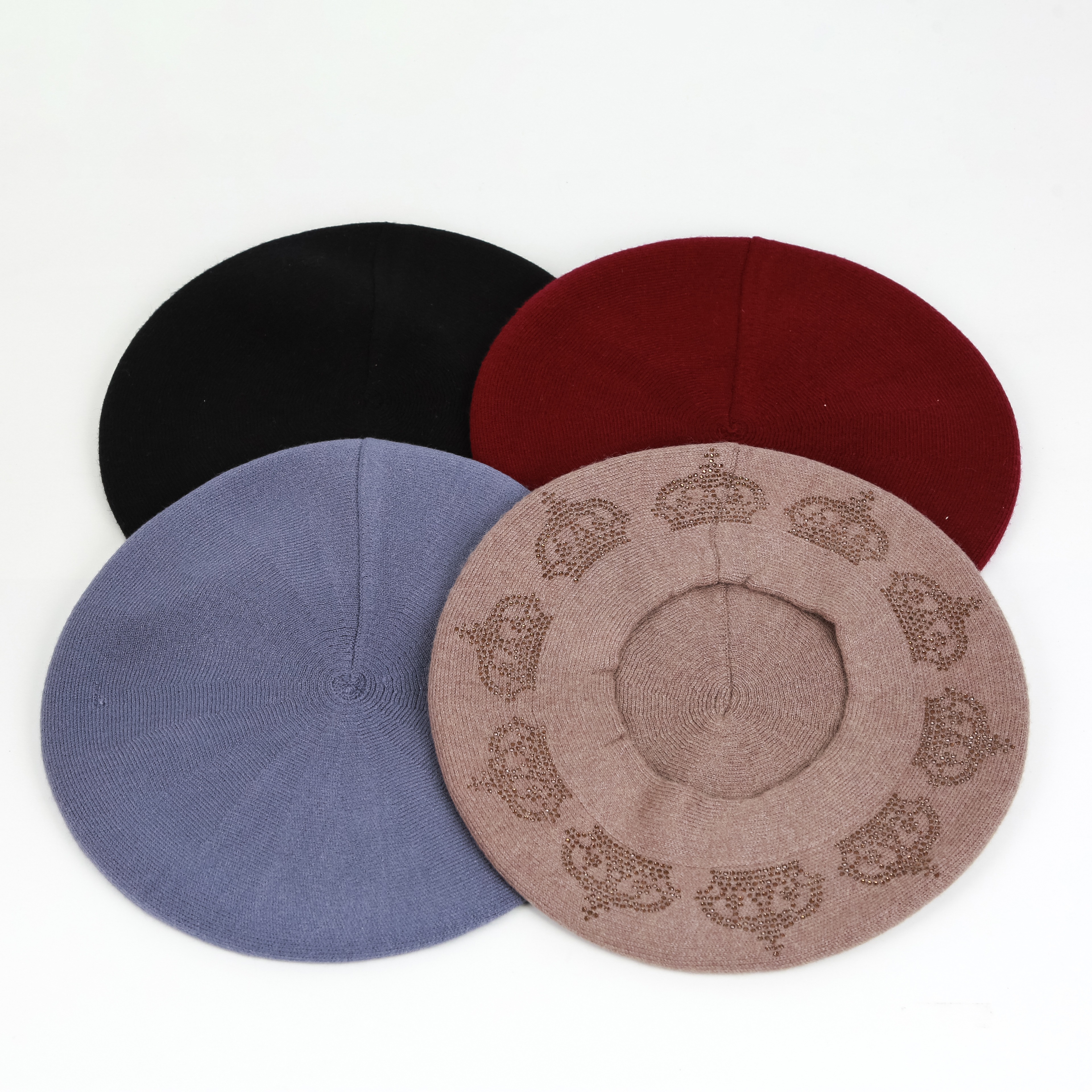 Autumn And Winter Beret Hat Women's Japanese Breathable Bud Hat British Elegant Retro Art Dome Korean Fashion Hundred Tower Knitted Hat Hand-Pressed Diamond Painter Hat Application Scenario