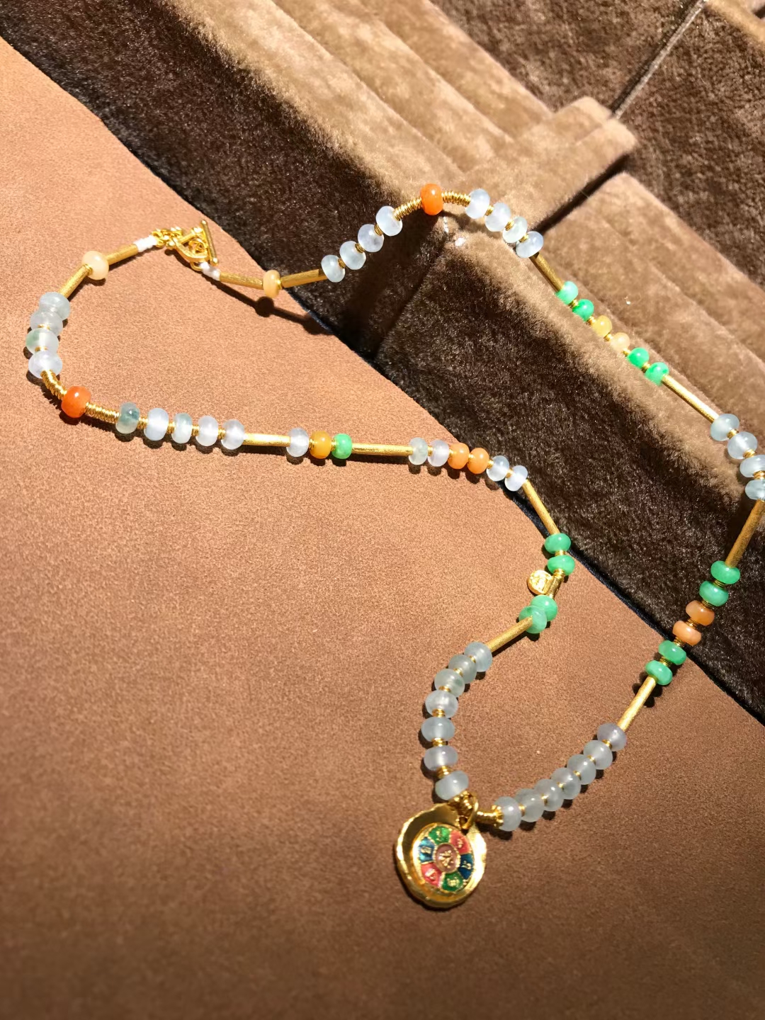 天然翡翠唐三彩+999足金配件 精致时尚款锁骨链 有种有色图