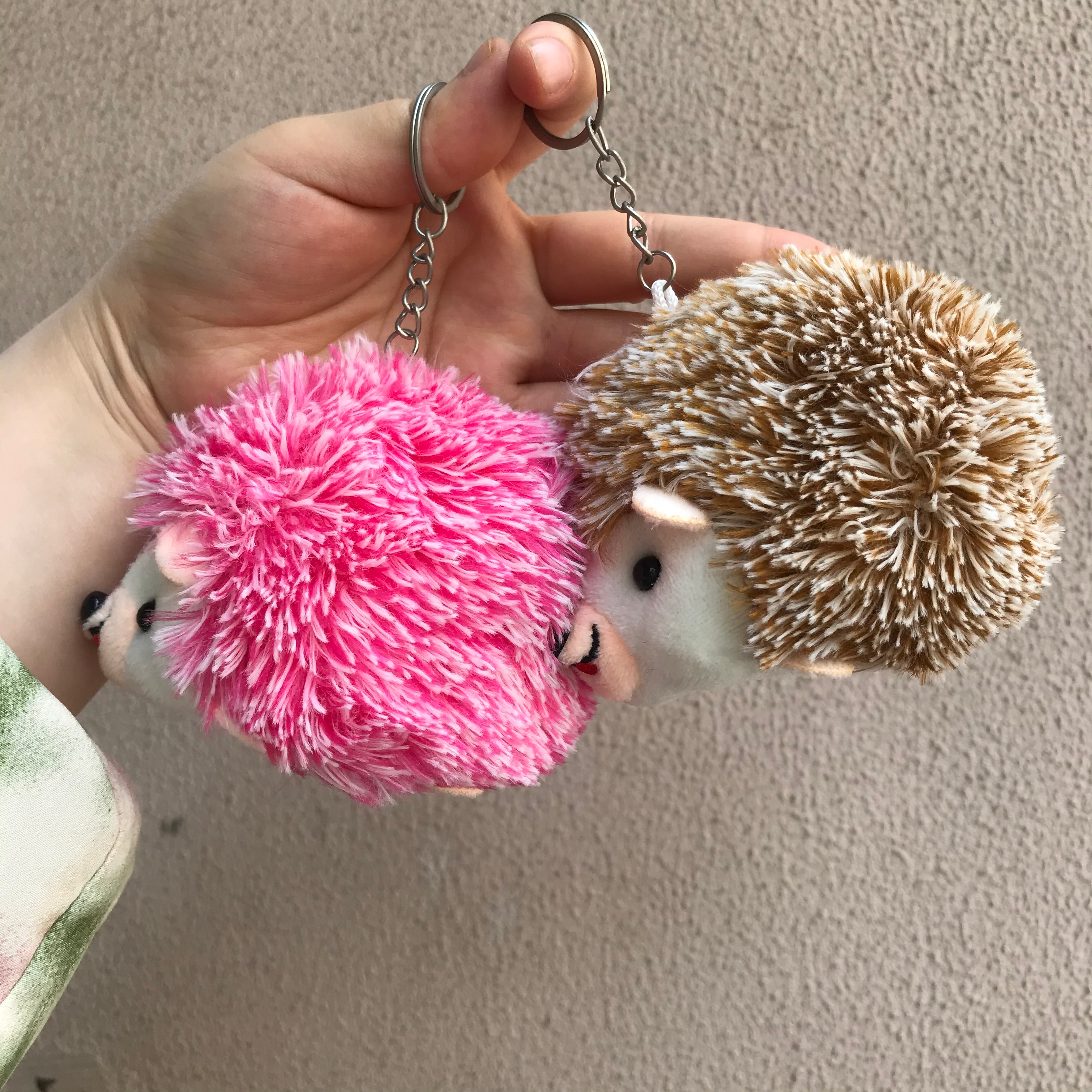 Cartoon dolls, plush toy pendants, toy backpacks, mobile phone keychains, pendants, 10cm hedgehog in a prone position, hedgehog bestsellers, long-haired hedgehogs, 4-color cute hedgehog pendants, keychains, customizable pic 4