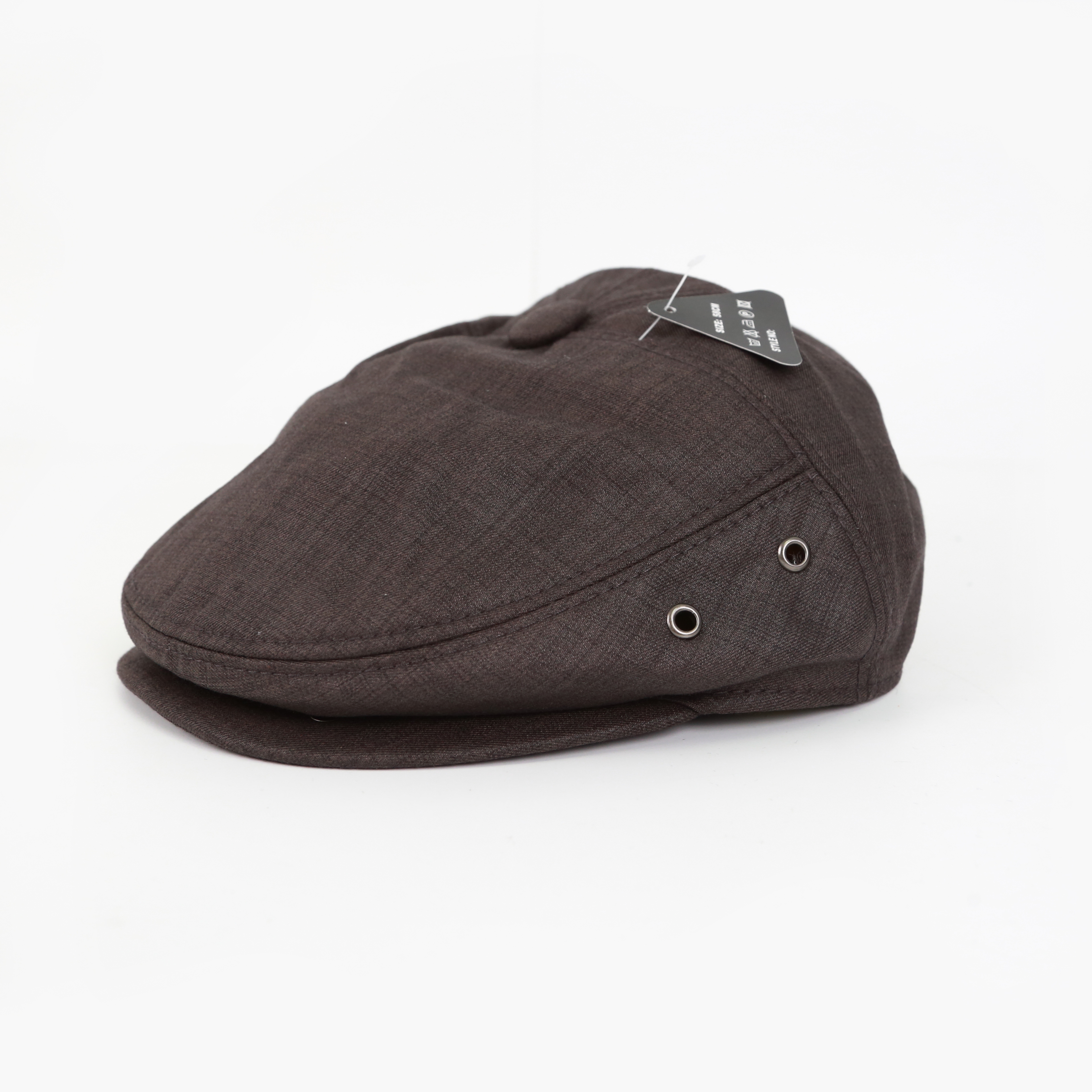 The last four pieces of the classic baseball cap with perforated design are breathable old man caps Application Scenario