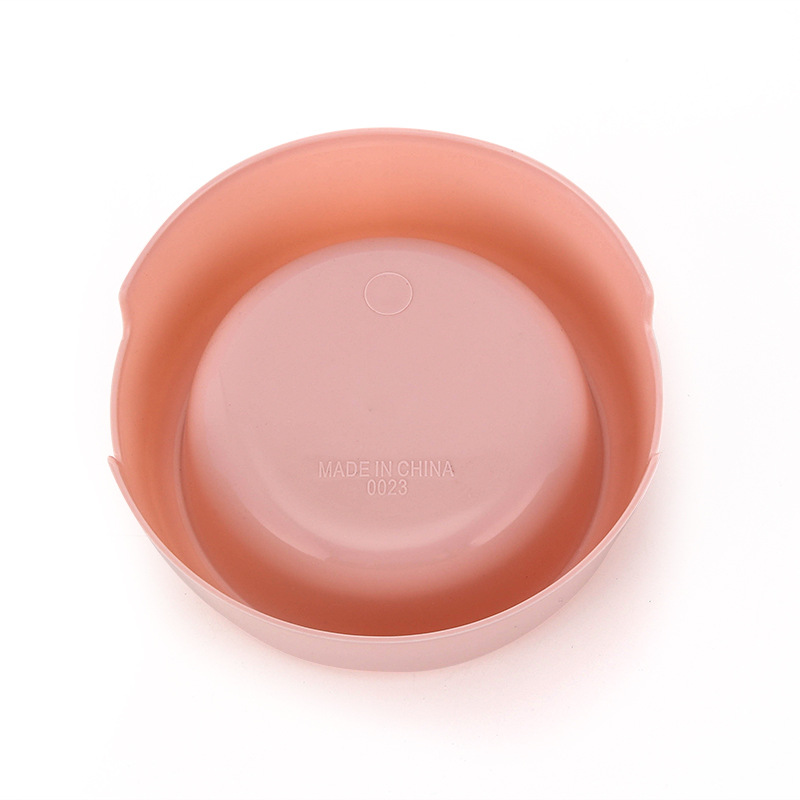 New pet bowls, including those for puppies and kittens, made of plastic, are anti-knock, anti-slip and durable. They are also suitable for cat food bowls, dog food bowls and pet food utensils Item Picture