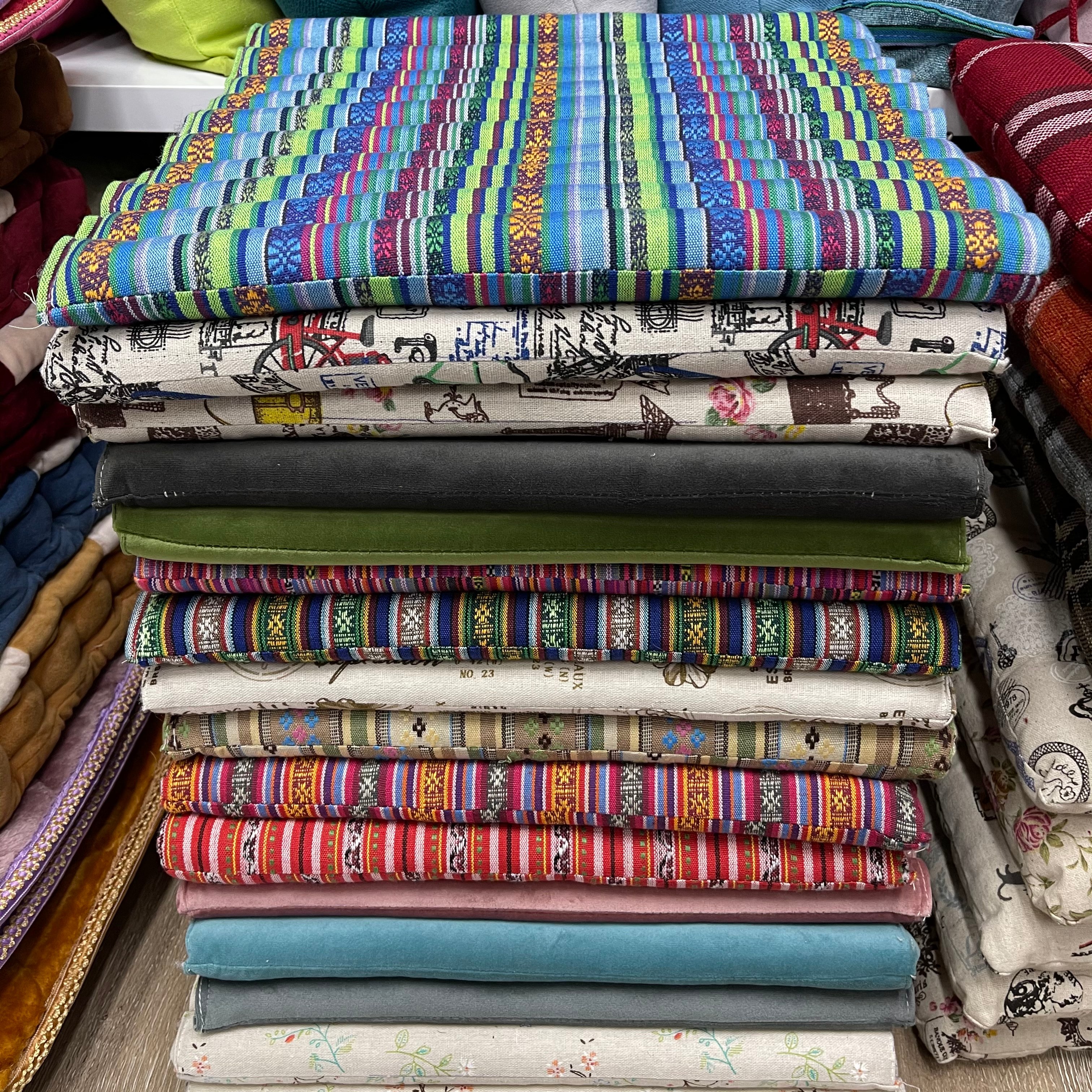 New Explosion Manufacturers Direct Sales Coarse Cloth Massage Chair Cushion Office Home Sofa Cushion Bay Window Tatami Cushion Pipe Cushion details Picture