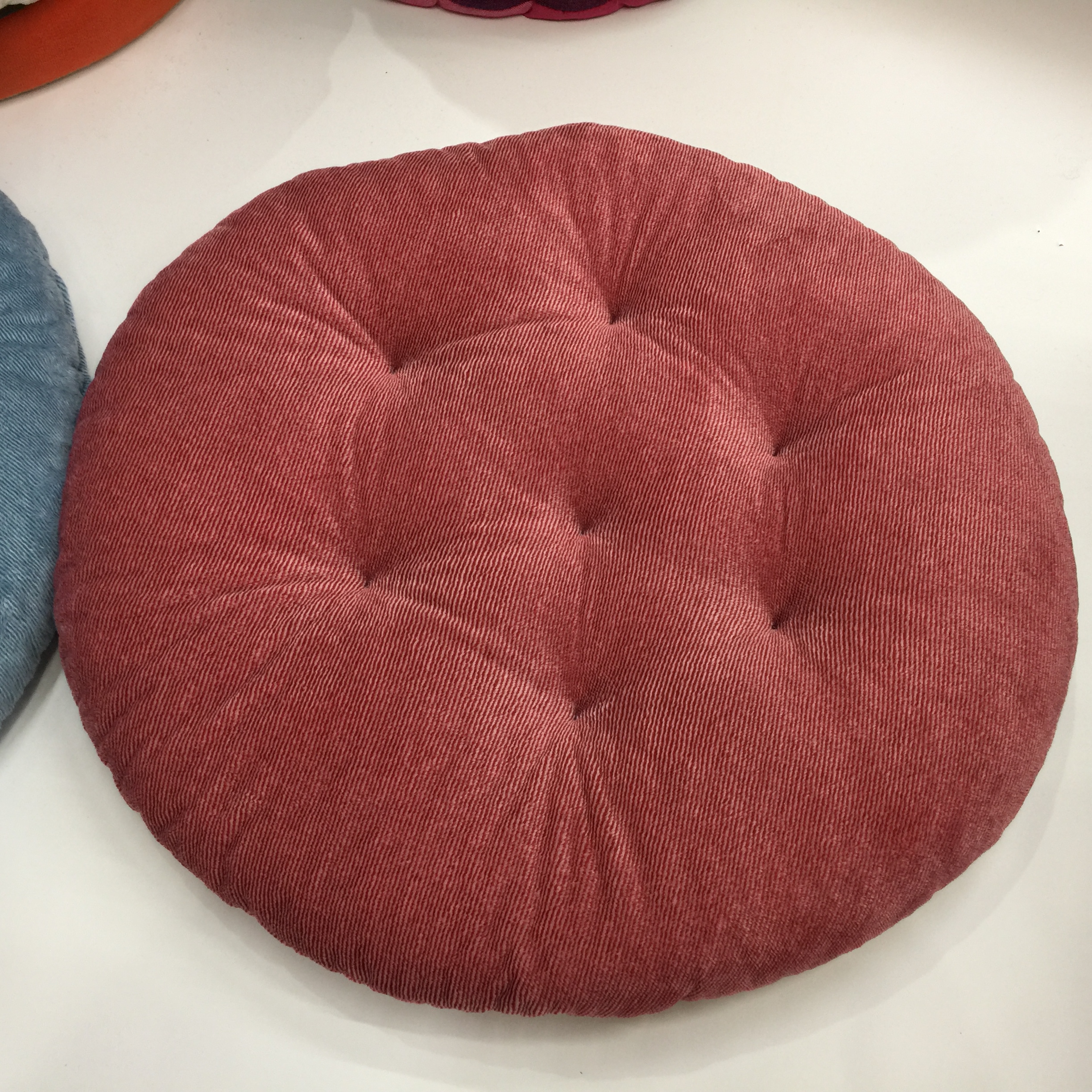 New Explosive Manufacturers Direct Home Decoration Sofa Bay Window Seat Cushion Office Tatami Round Seat Cushion Super Soft Dining Chair Cushion Application Scenario