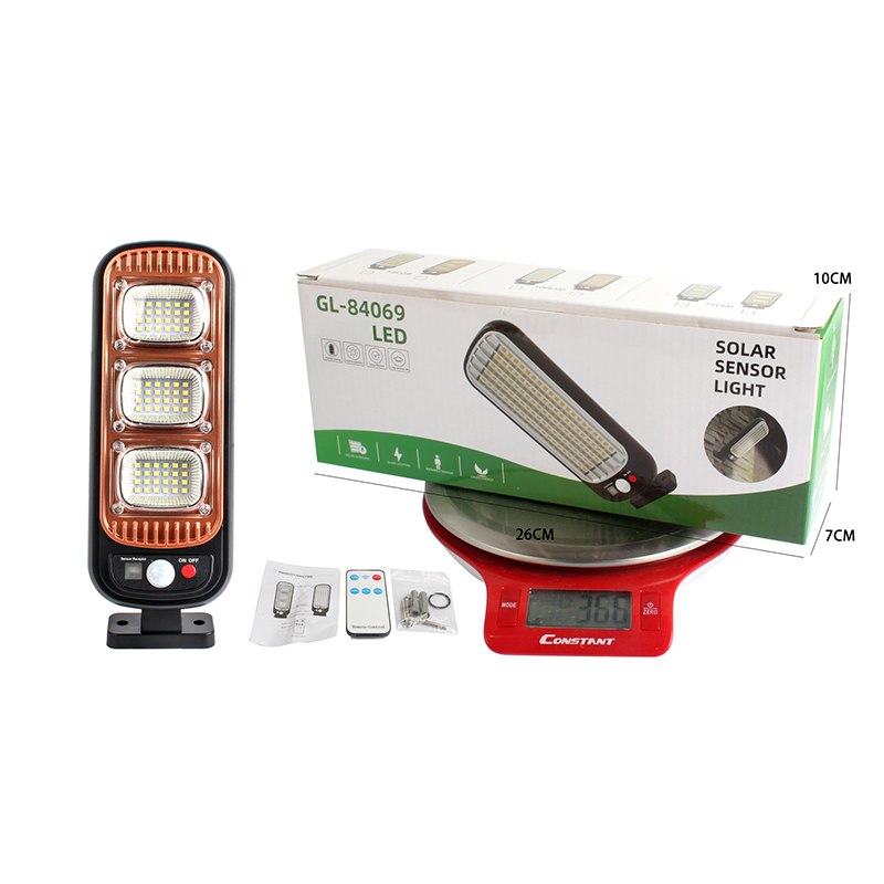 太阳能壁灯细节图