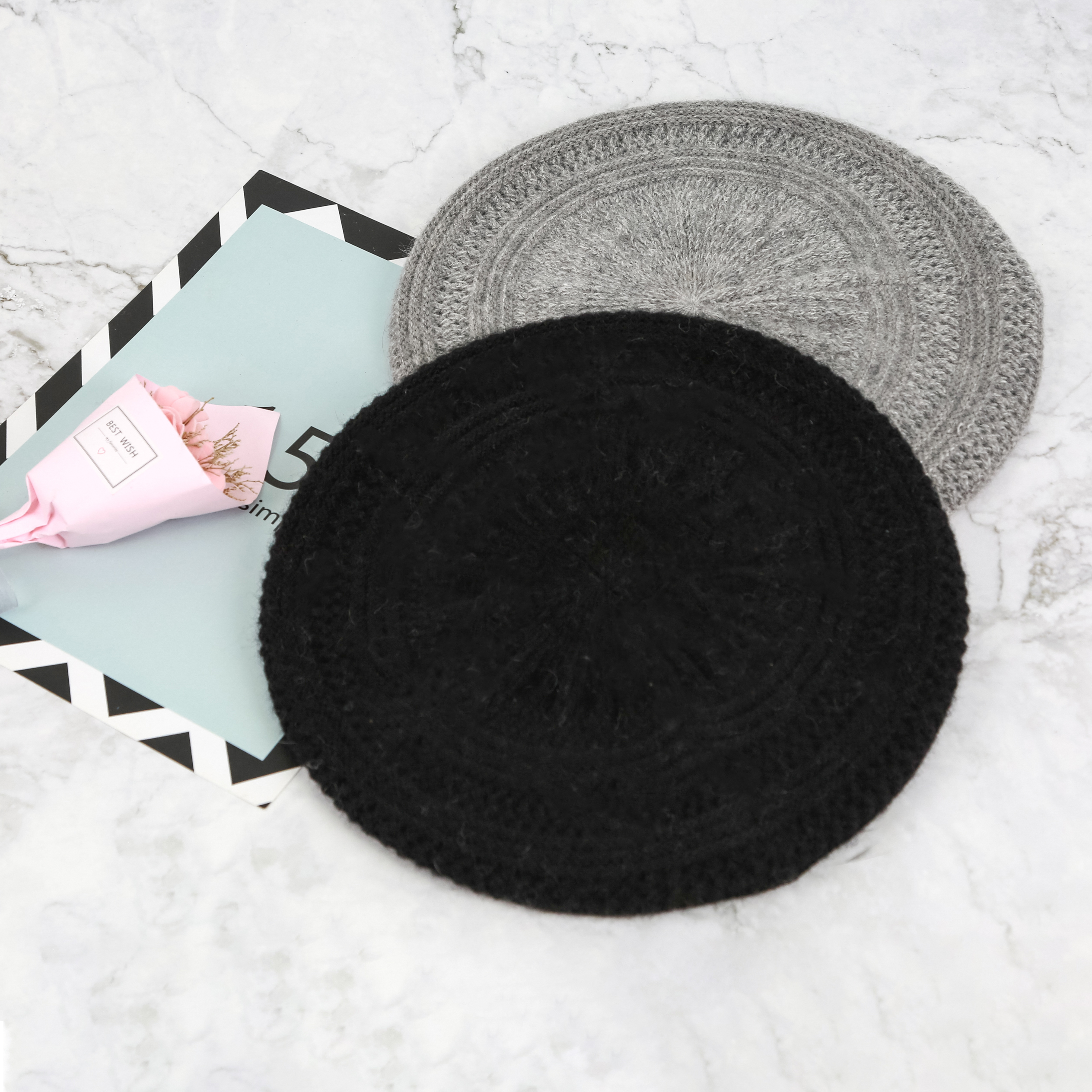 Beret hat woman Autumn winter Korean fancy warm type Japanese through the season gas bei British elegant retro art dome all matching painter hat thumbnail