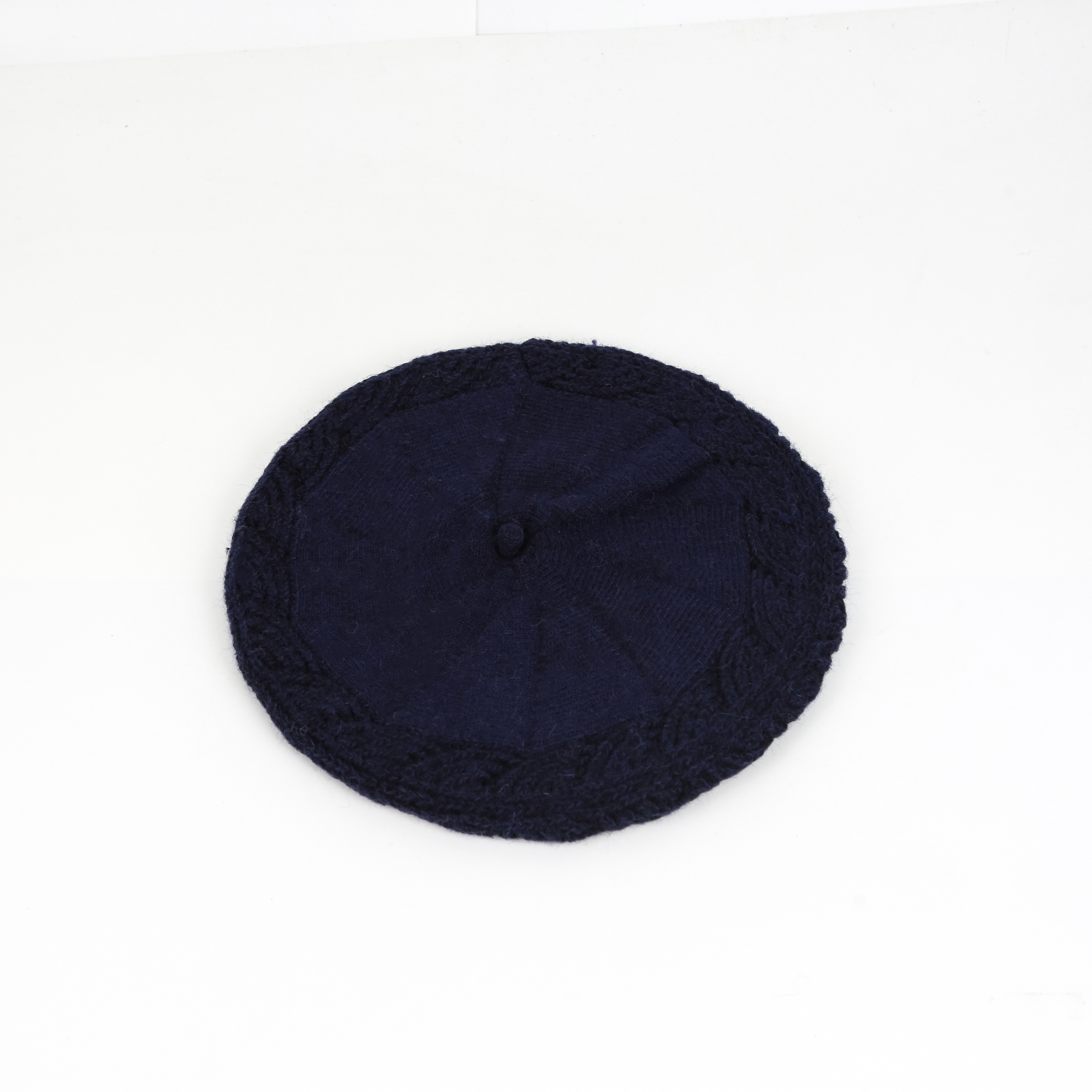 Beret Hat Lady Autumn Winter Knitted Korean Version Japanese Warm Hat British Excellent Vintage Art Dome With Painter Hat details Picture