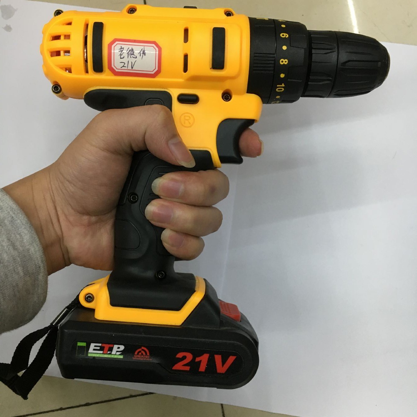 21V直流外贸跨境款充电式锂电钻 家用电动螺丝刀厂家批发详情4