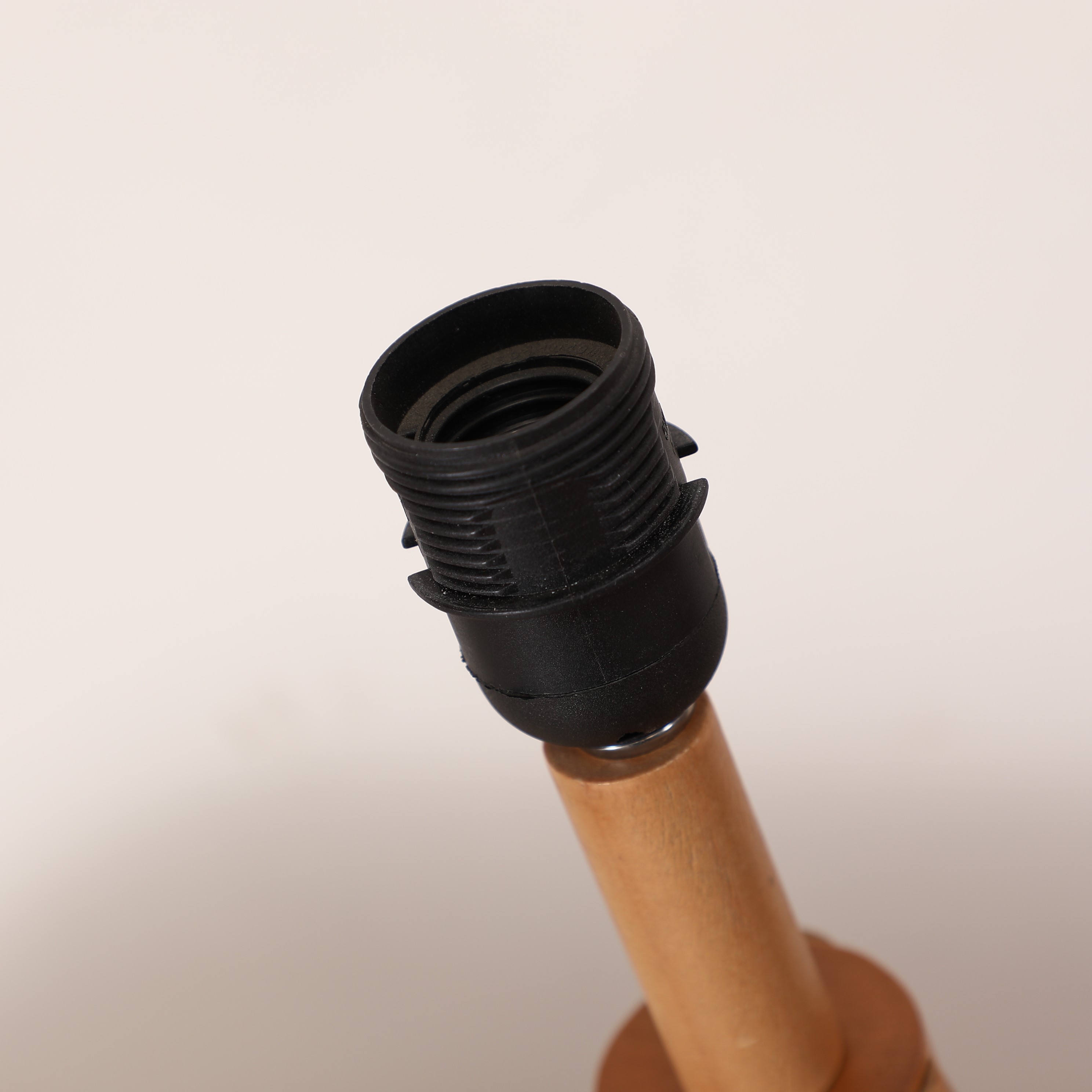 北欧美式创意实木台灯书房卧室装饰灯具三支架台灯详情6