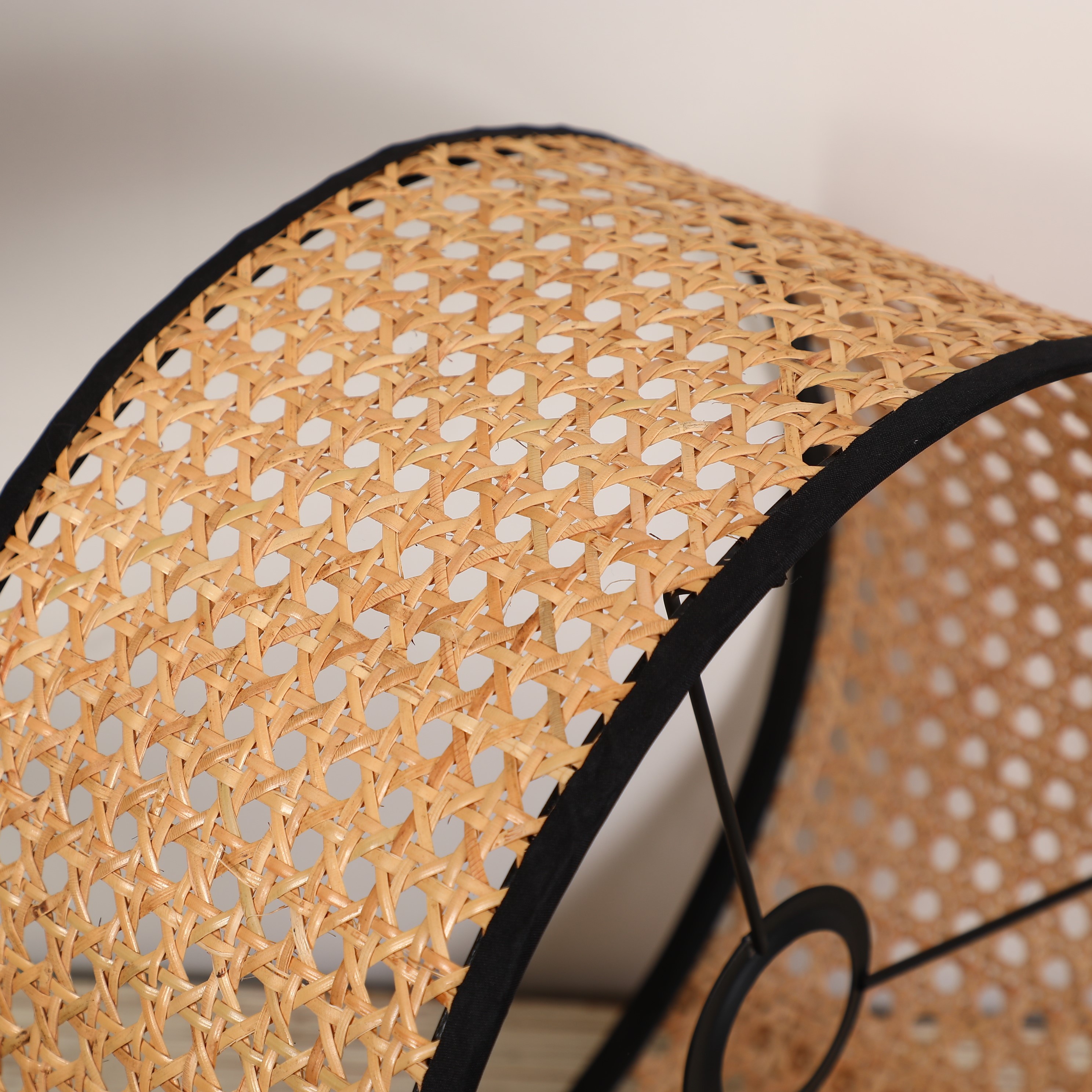 New Chinese Hand Woven Table Lamp Japanese Simple Rattan Woven Craft Lamp Cross Iron Frame Decorative Lamps Application Scenario
