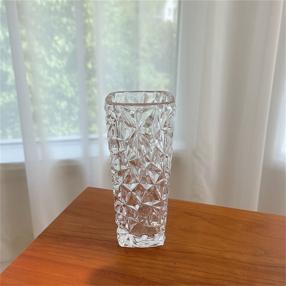 插花装饰器皿摆件工艺/简约时尚款/方形轻奢水晶玻璃花瓶产品图