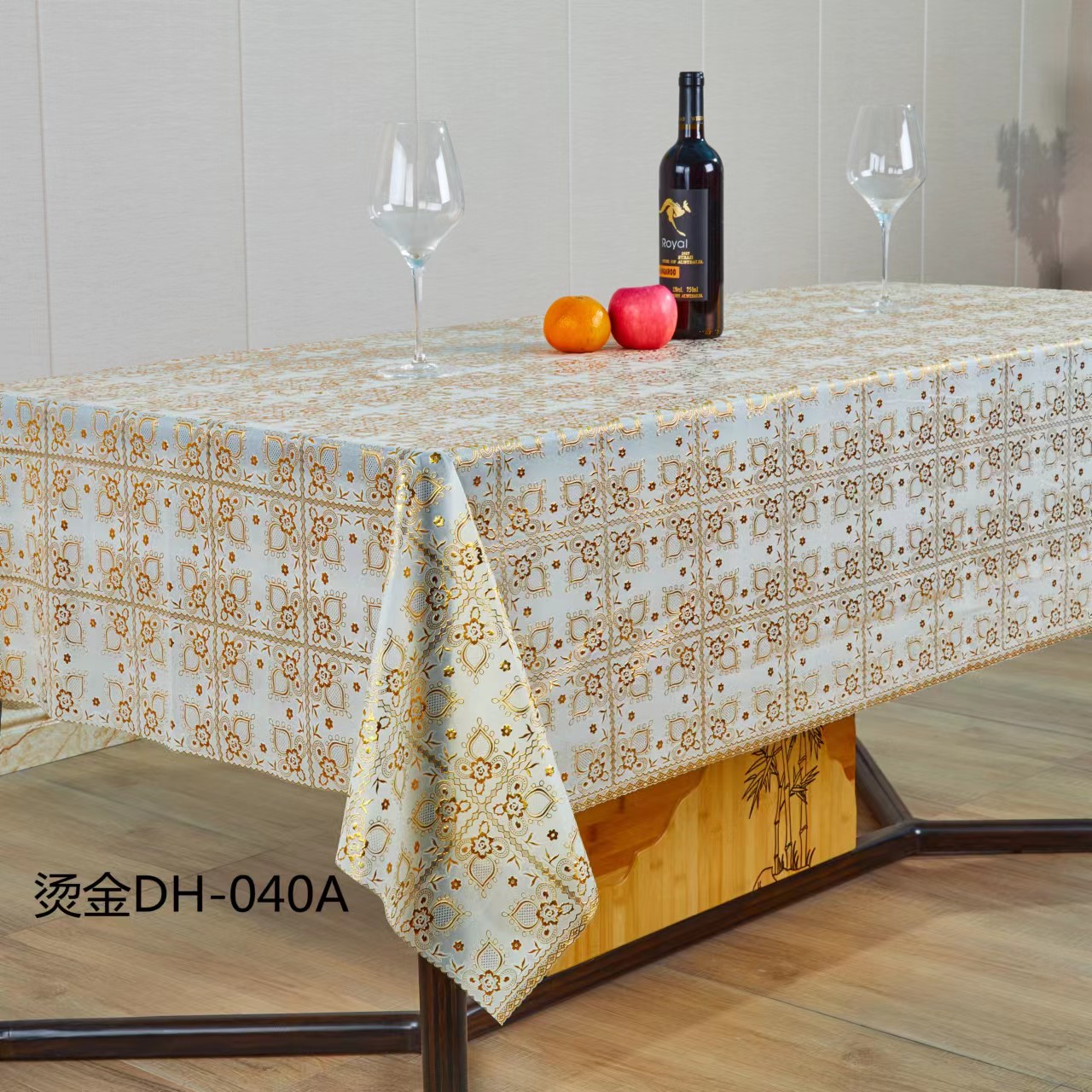 PVC gold stamping silver lace tablecloth European classic fashion flower home tablecloth hotel decoration waterproof no-wash table cloth Specification drawing