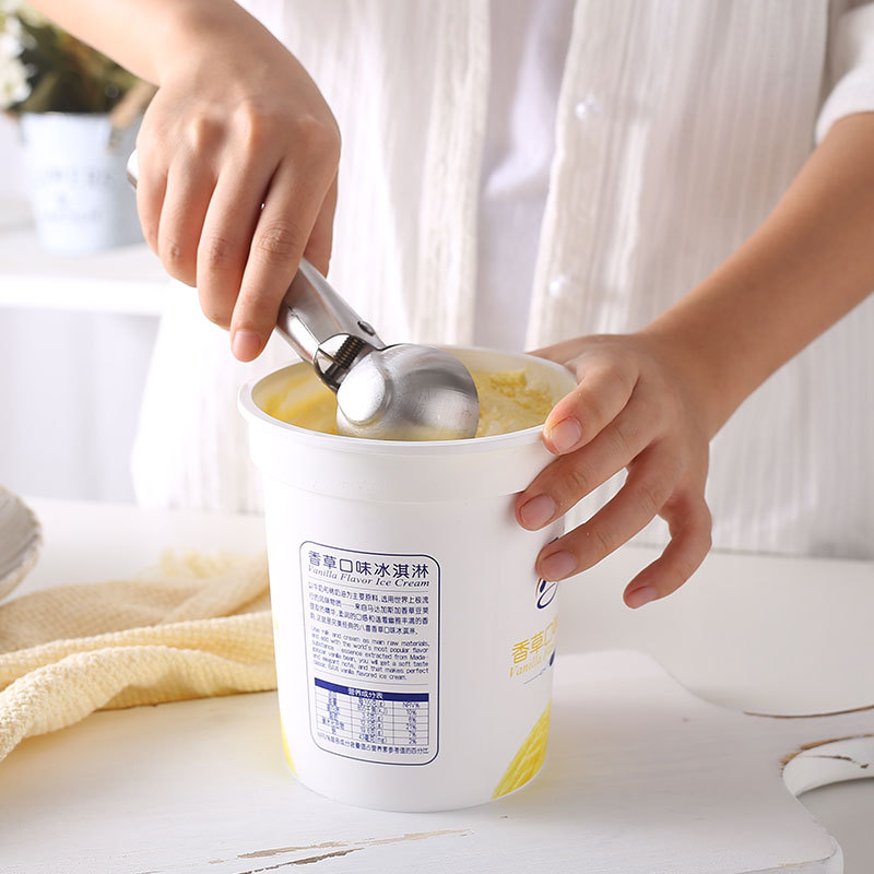 Stainless steel ice cream scoop