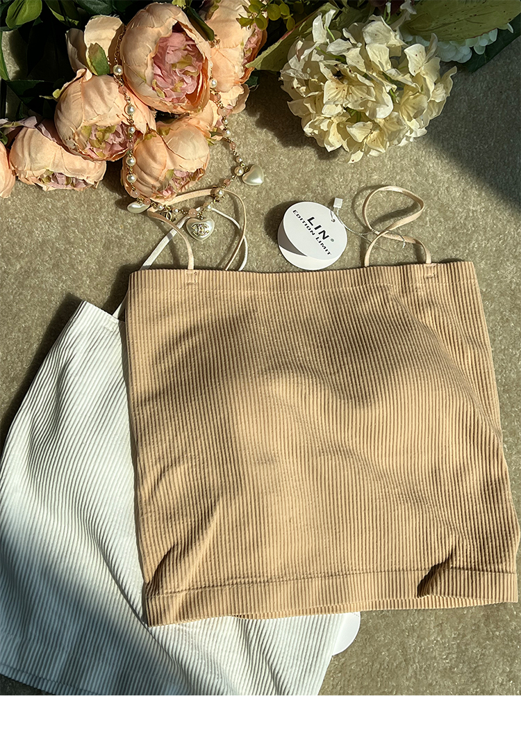 LINCHAOZHANG Backless single-piece halter top Spring solid color short style pic 3