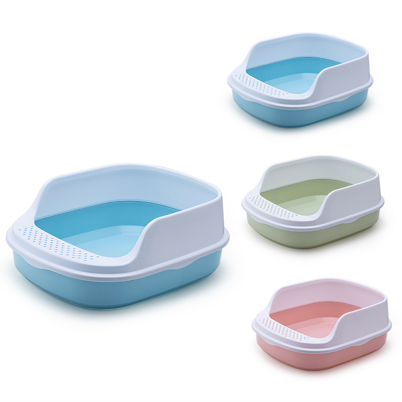 The new high-edge cat litter box is a universal pet product for both kittens and big cats, designed to prevent splashing Application Scenario