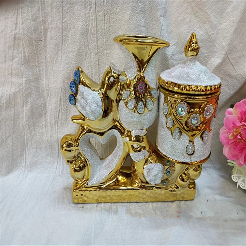 Ceramic figurine sugar jar animal